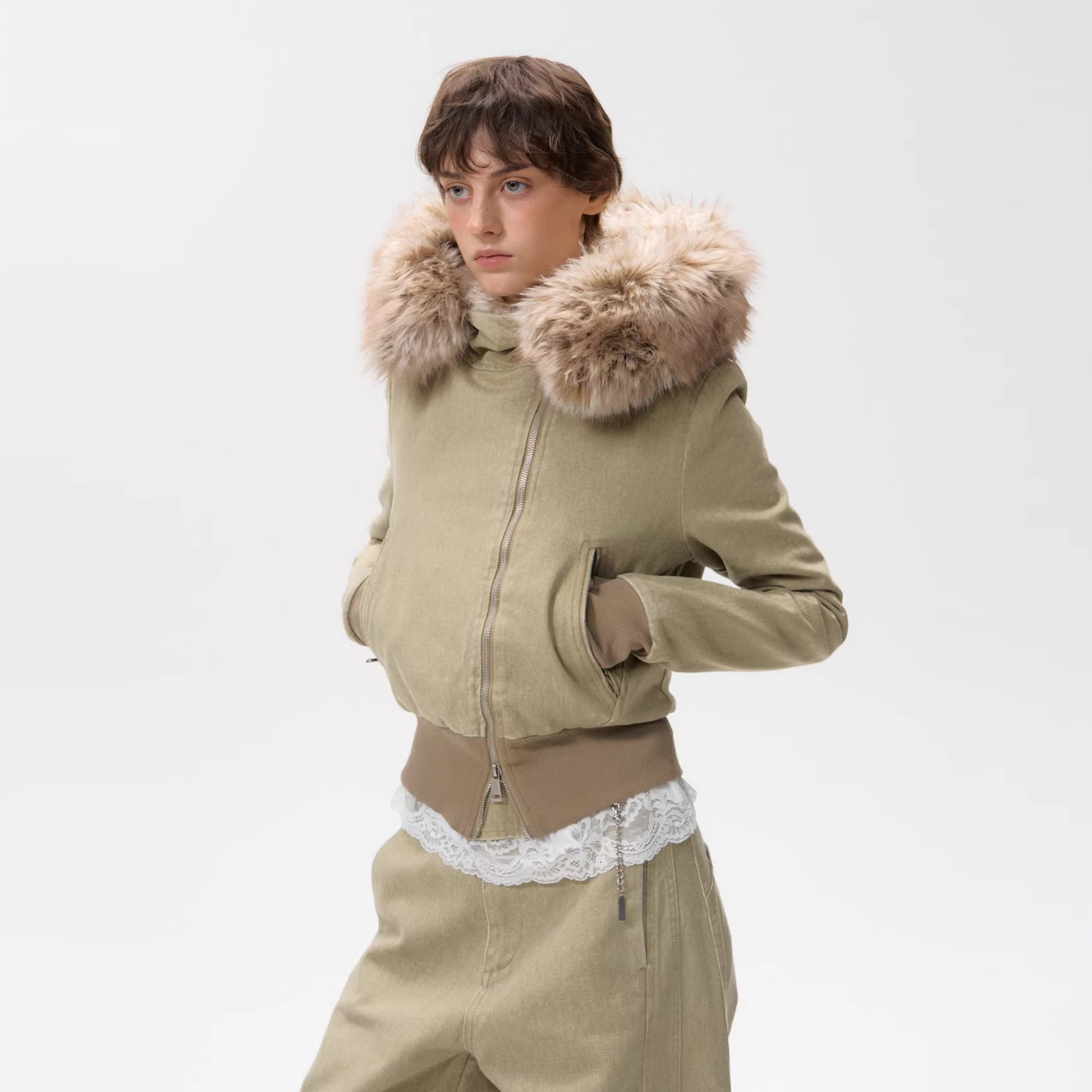 10AMSOTIIIIIIRED Sherpa-Lined Faux Fur Hooded Bomber Jacket