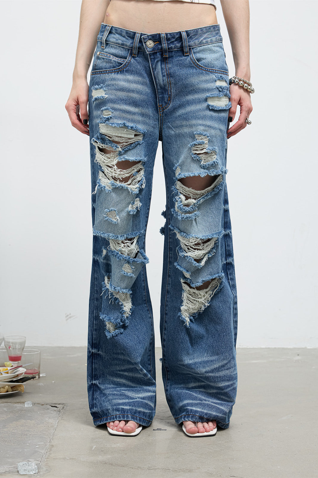 FULLTIDE Distressed Washed Wide-Leg Jeans
