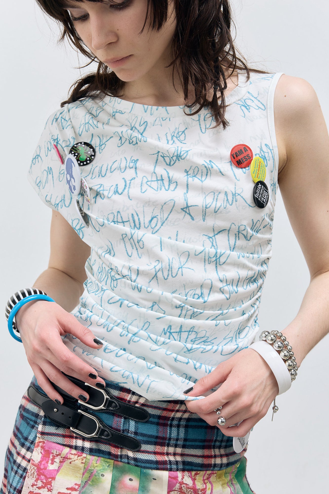 FULLTIDE Crinkled Handwritten Graphic T-Shirt