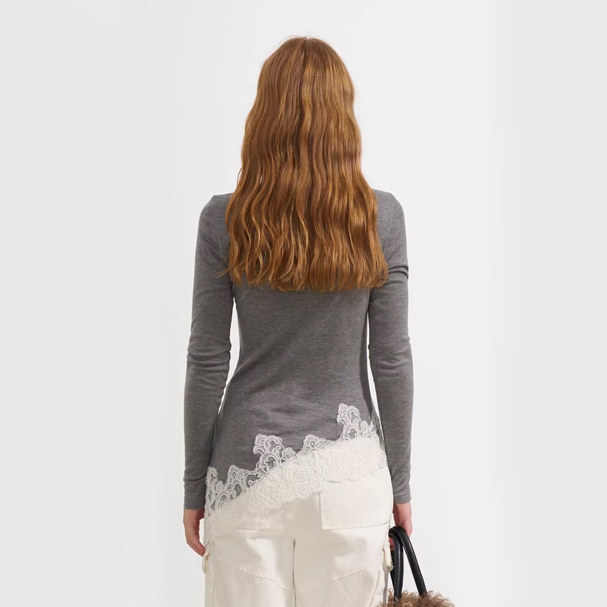 SOFITTE Asymmetric Lace-Hem Slim Long-Sleeve Tee