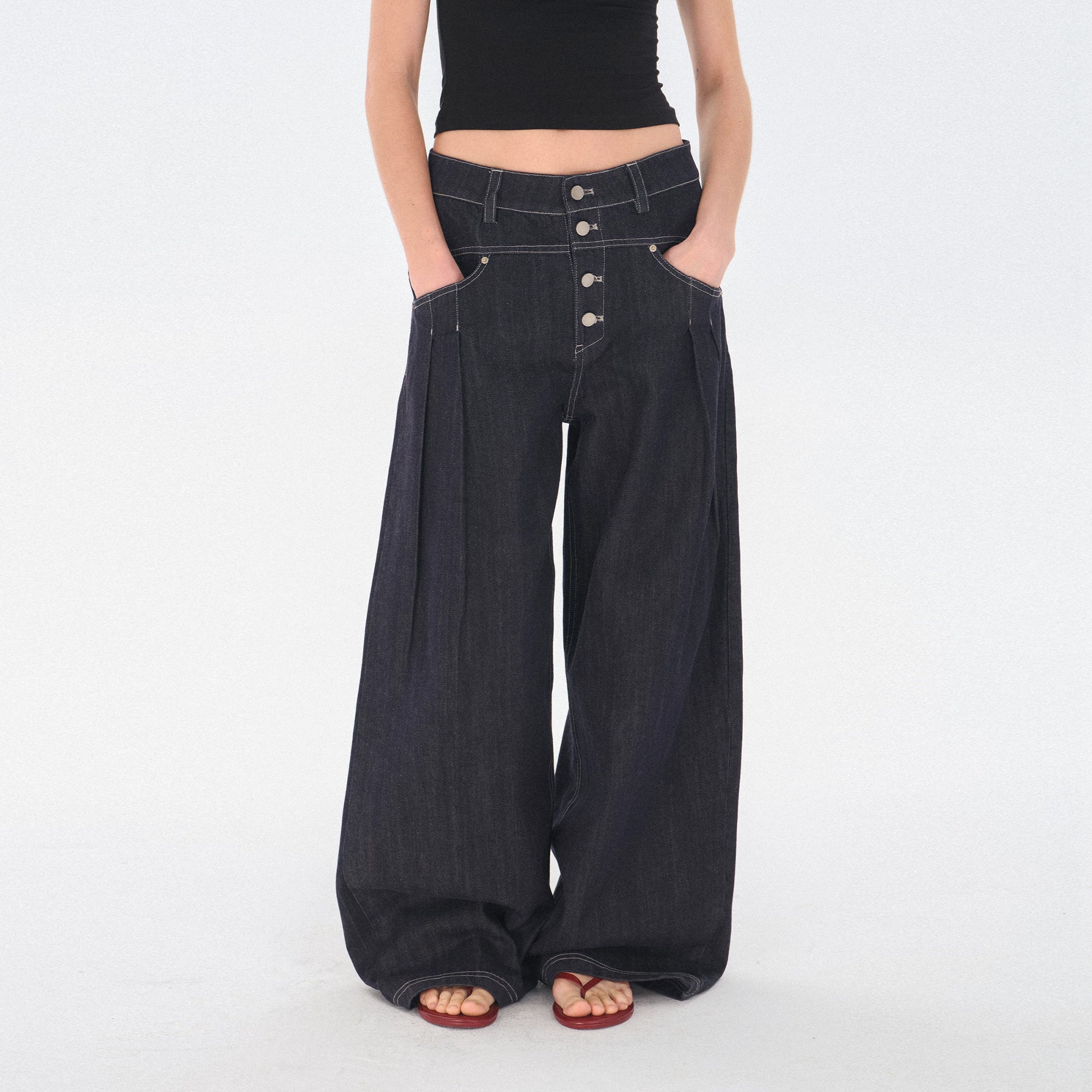 COSTUSTOOT Button-Fly Pleated Wide-Leg Jeans
