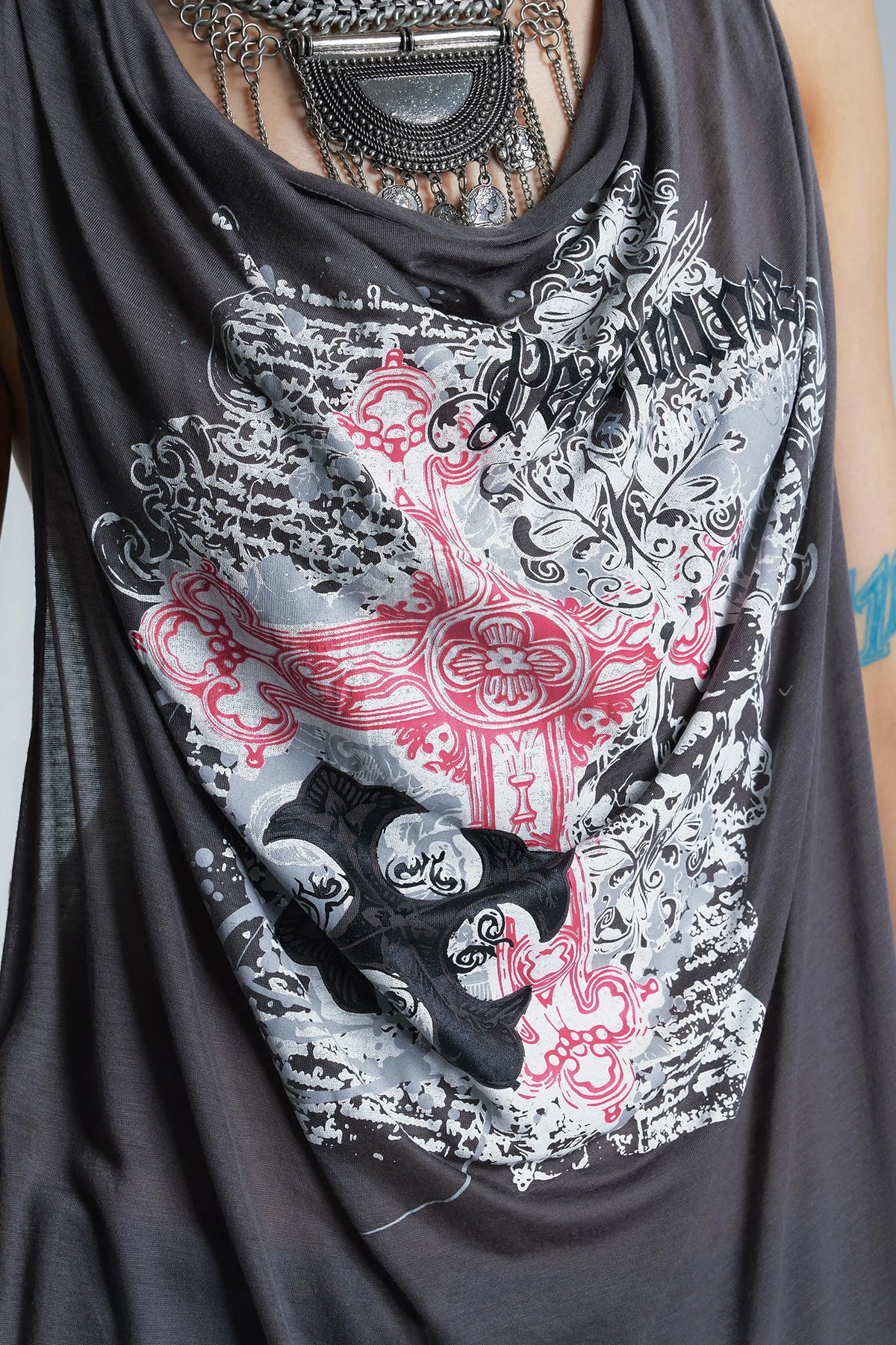 NONAME SPACE Backless Lace-Hem Longline Tank Top