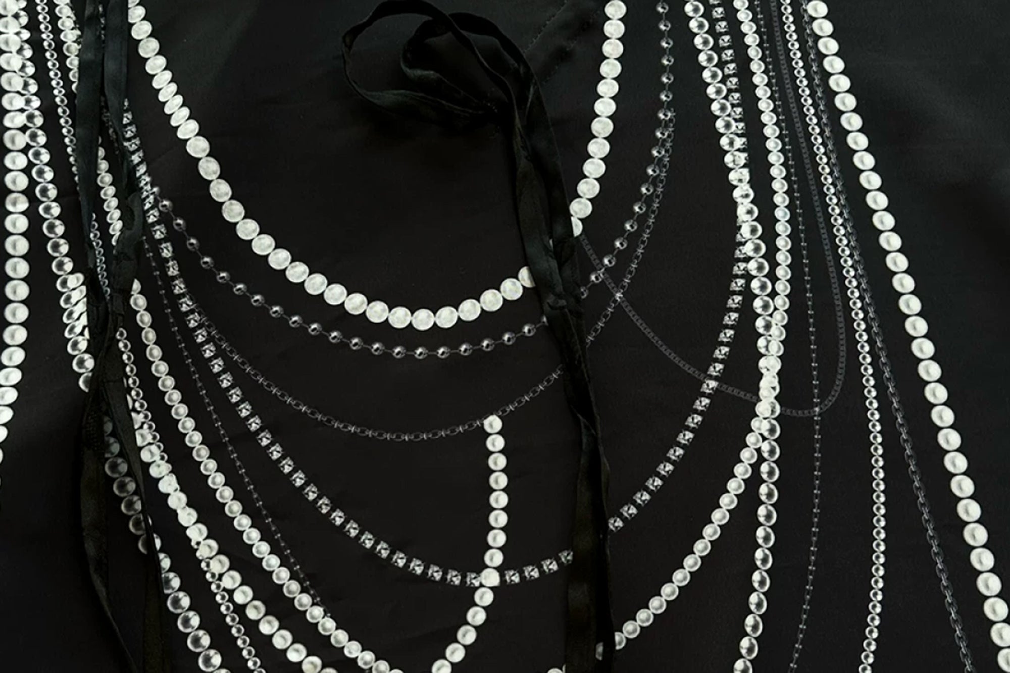 NOPMOB Pearl Graphic Drawstring Midi Dress