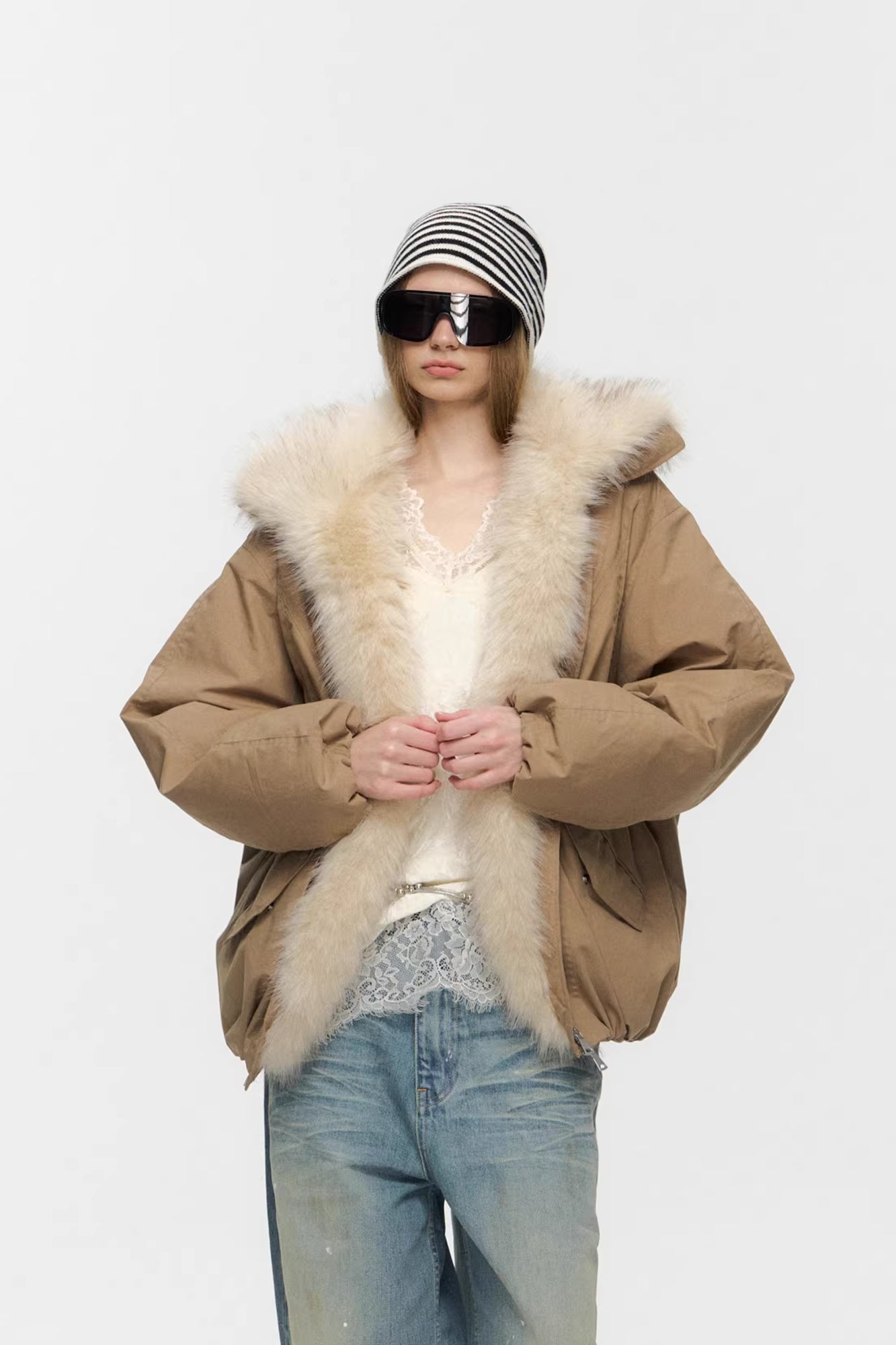 10AMSOTIIIIIIRED Water-Repellent Duck Down Puffer Jacket