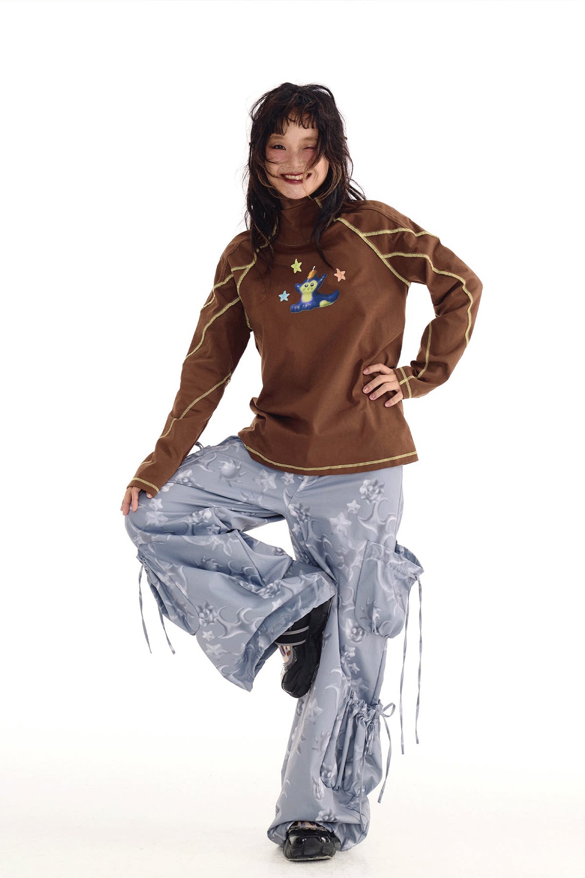 SILLYSIS Graphic Multi-Pocket Wide-Leg Cargo Pants