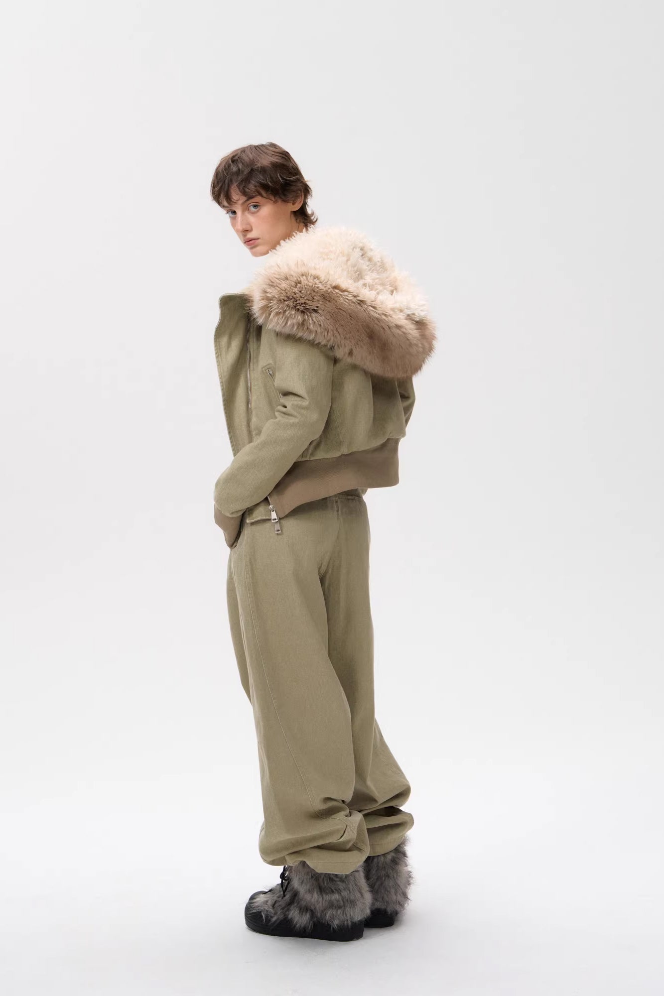 10AMSOTIIIIIIRED Sherpa-Lined Faux Fur Hooded Bomber Jacket