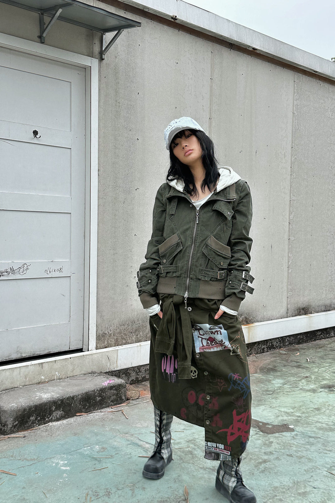 FULLTIDE Paint-Splattered Detachable-Sleeve Washed Cargo Jacket