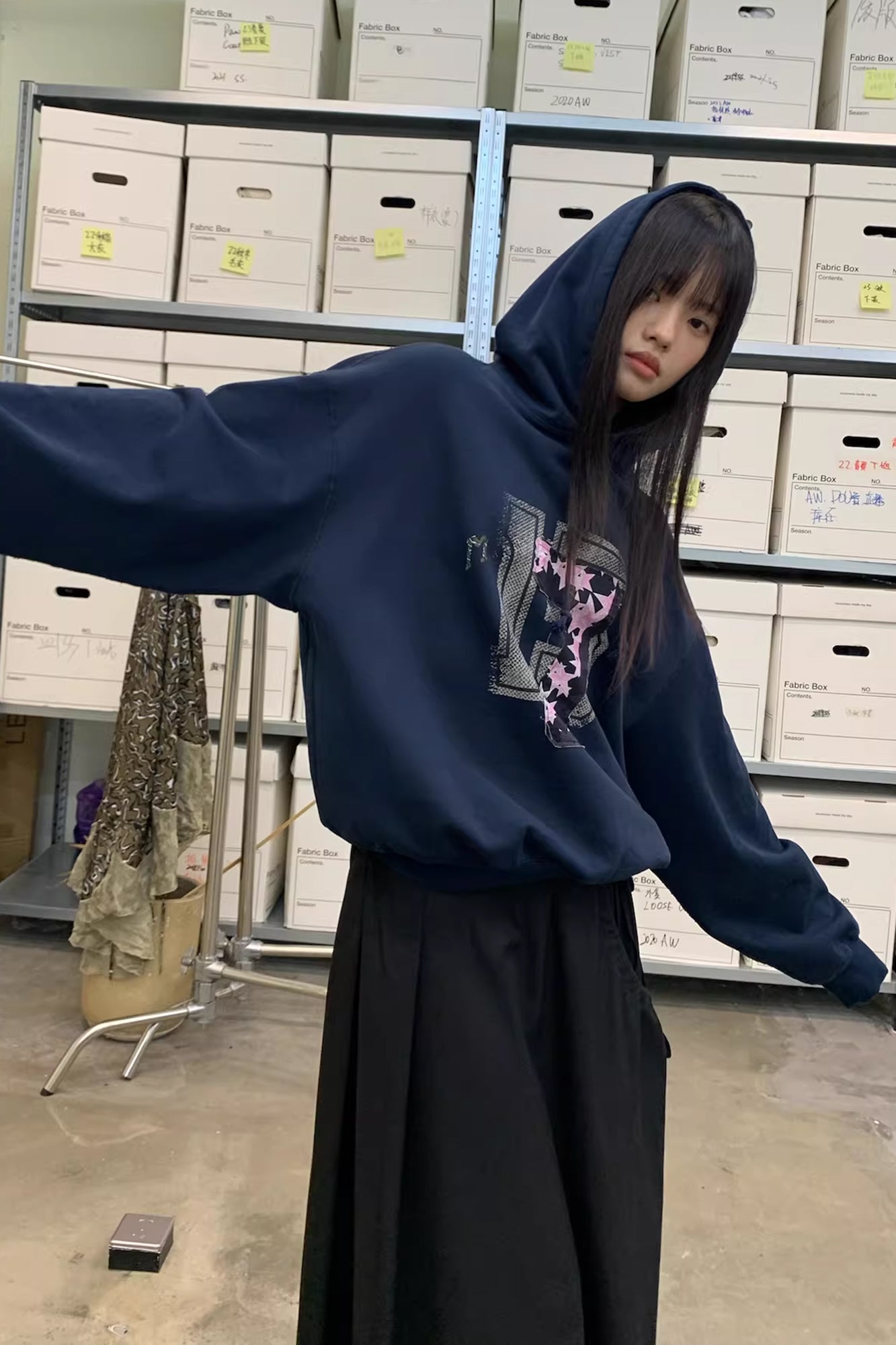 NEVERSEEZ 15 & 7 Layered Graphic Hoodie