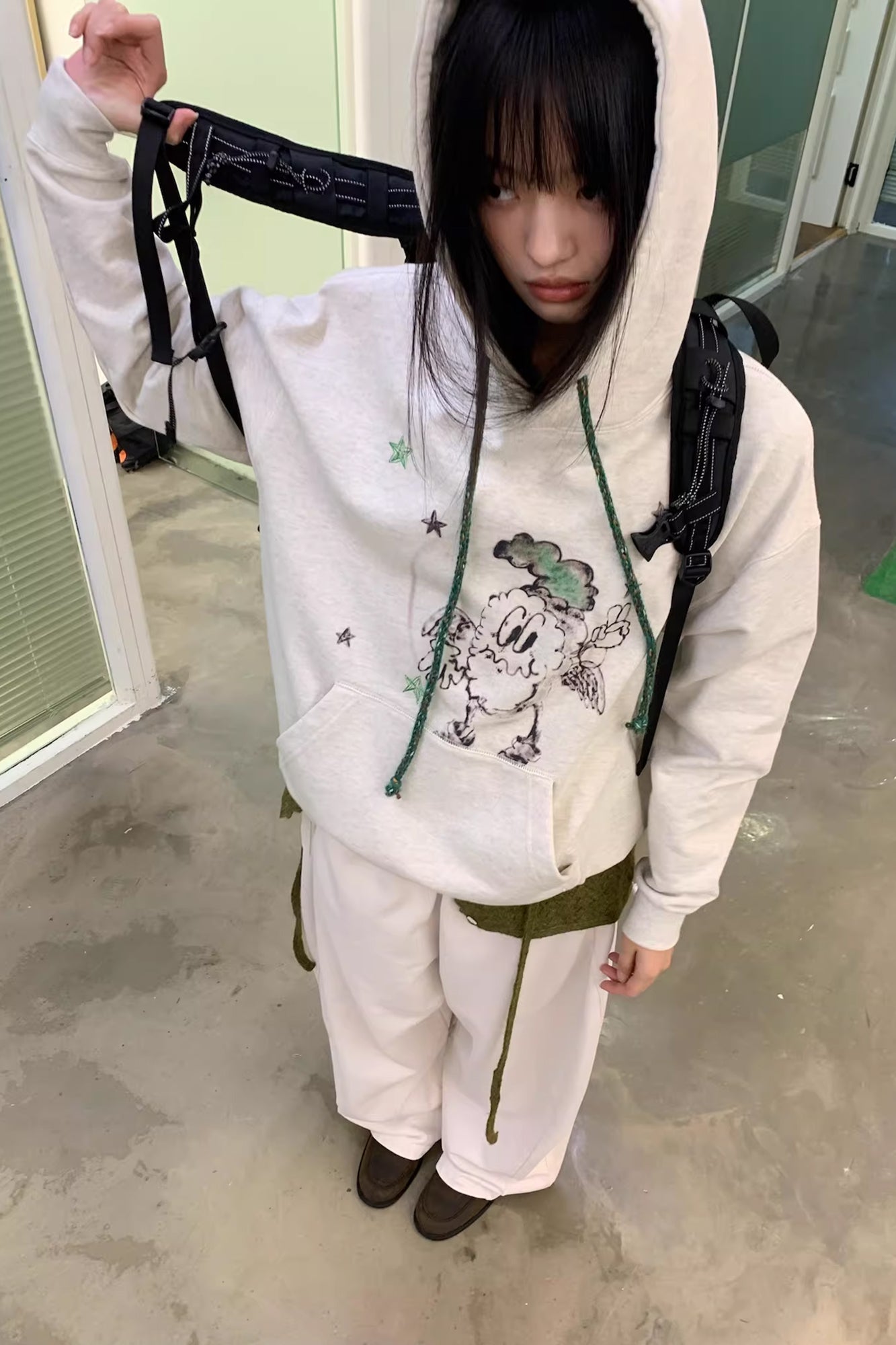 NEVERSEEZ Angel Star Cartoon Graphic Hoodie