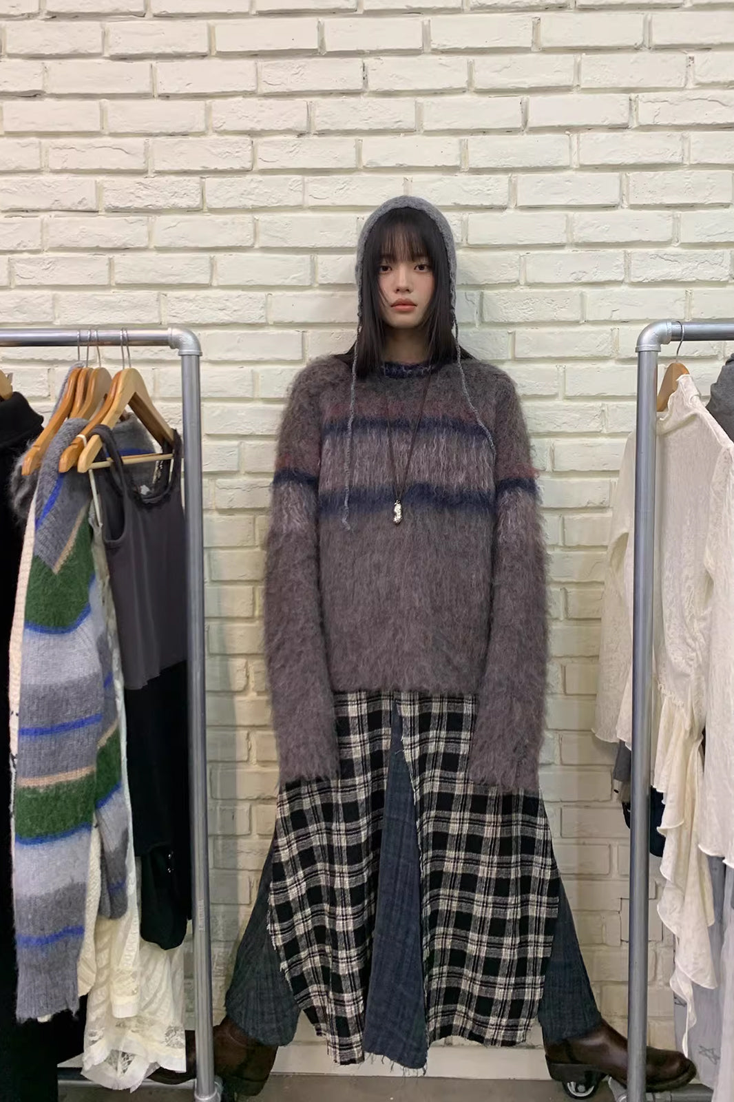 NEVERSEEZ Contrast Stripe Fuzzy Sweater