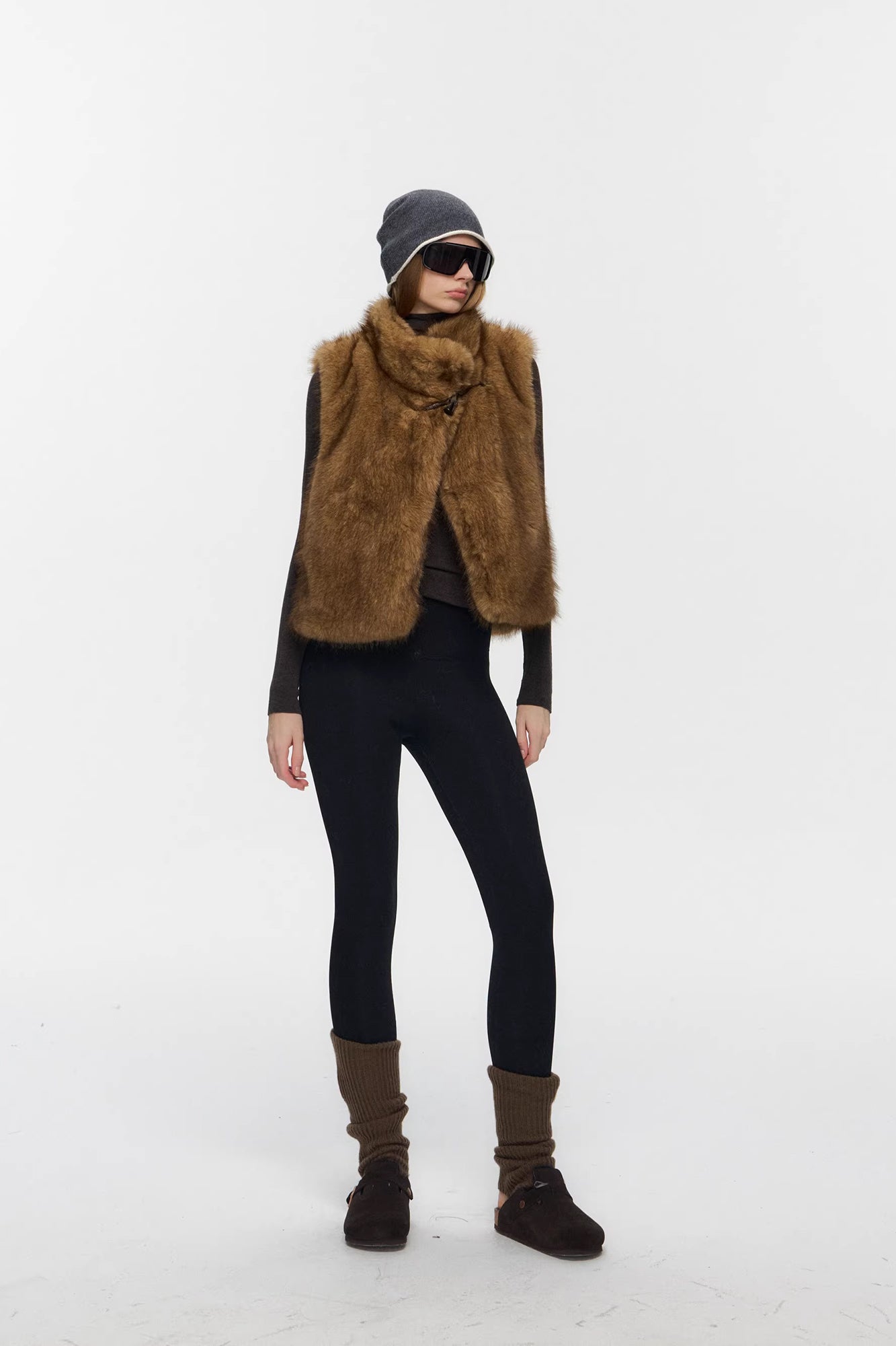 10AMSOTIIIIIIRED Asymmetrical Front Toggle Faux Fur Vest