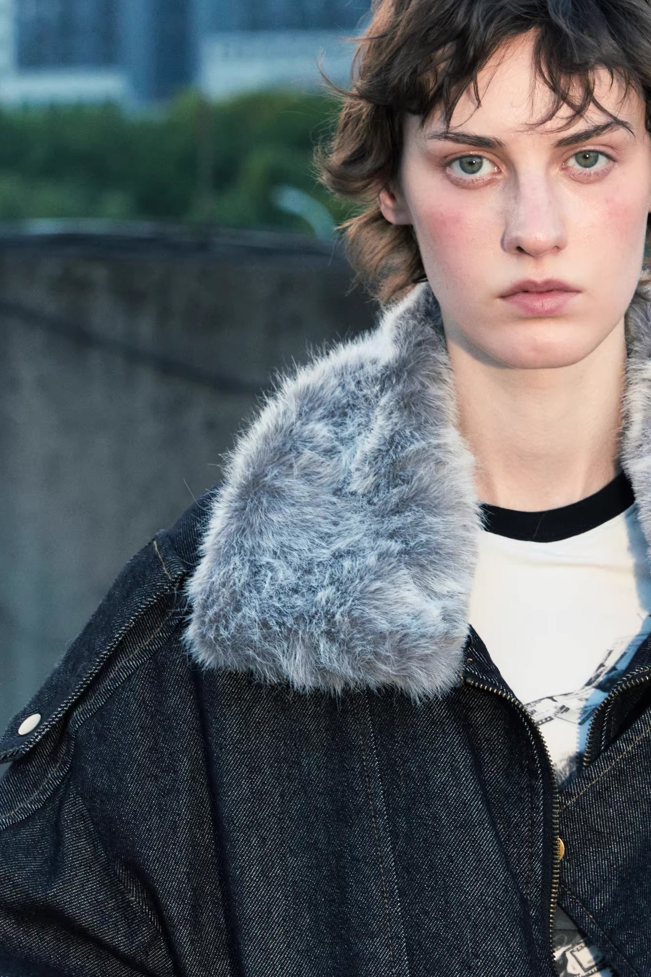 10AMSOTIIIIIIRED Detachable Faux-Fur Collar Denim Aviator Jacket