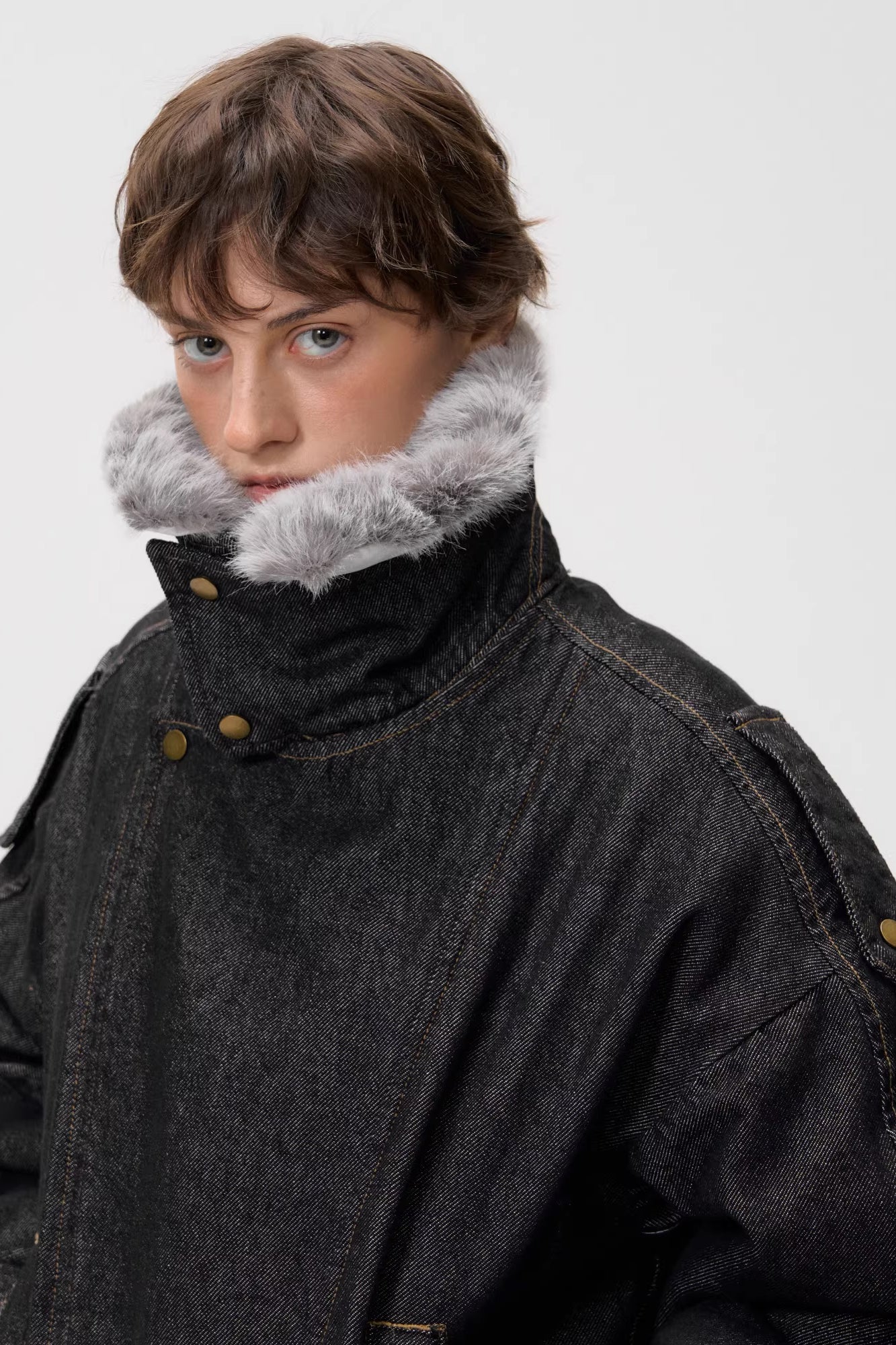 10AMSOTIIIIIIRED Detachable Faux-Fur Collar Denim Aviator Jacket