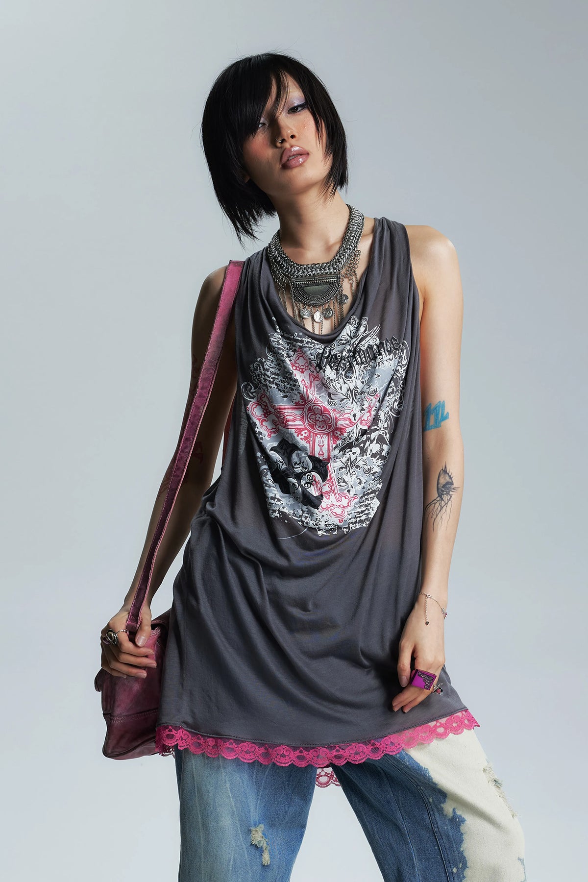 NONAME SPACE Backless Lace-Hem Longline Tank Top