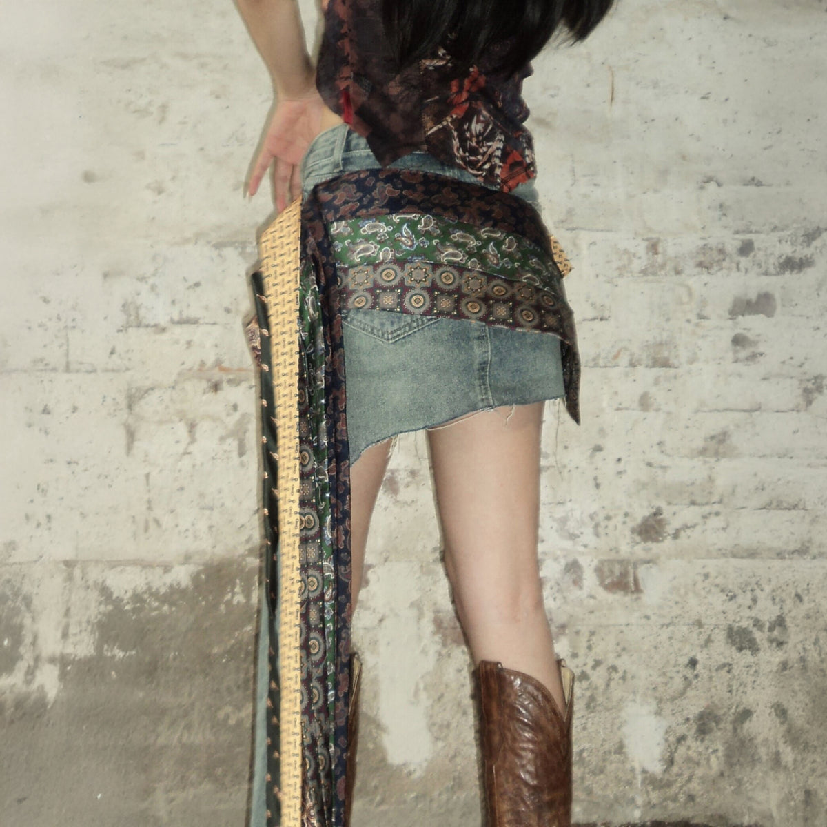 HUNGRAS Tie-Spliced Distressed Denim Skirt