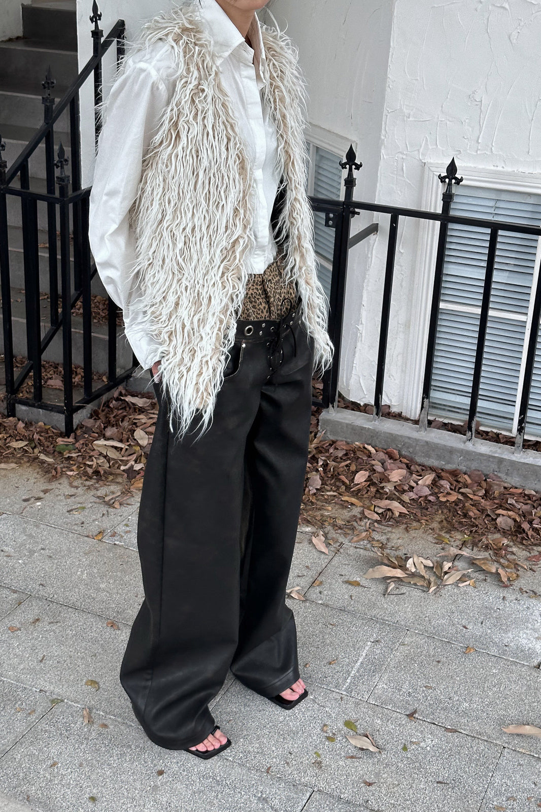 FULLTIDE Retro Spliced Leopard Faux Leather Wide-Leg Pants