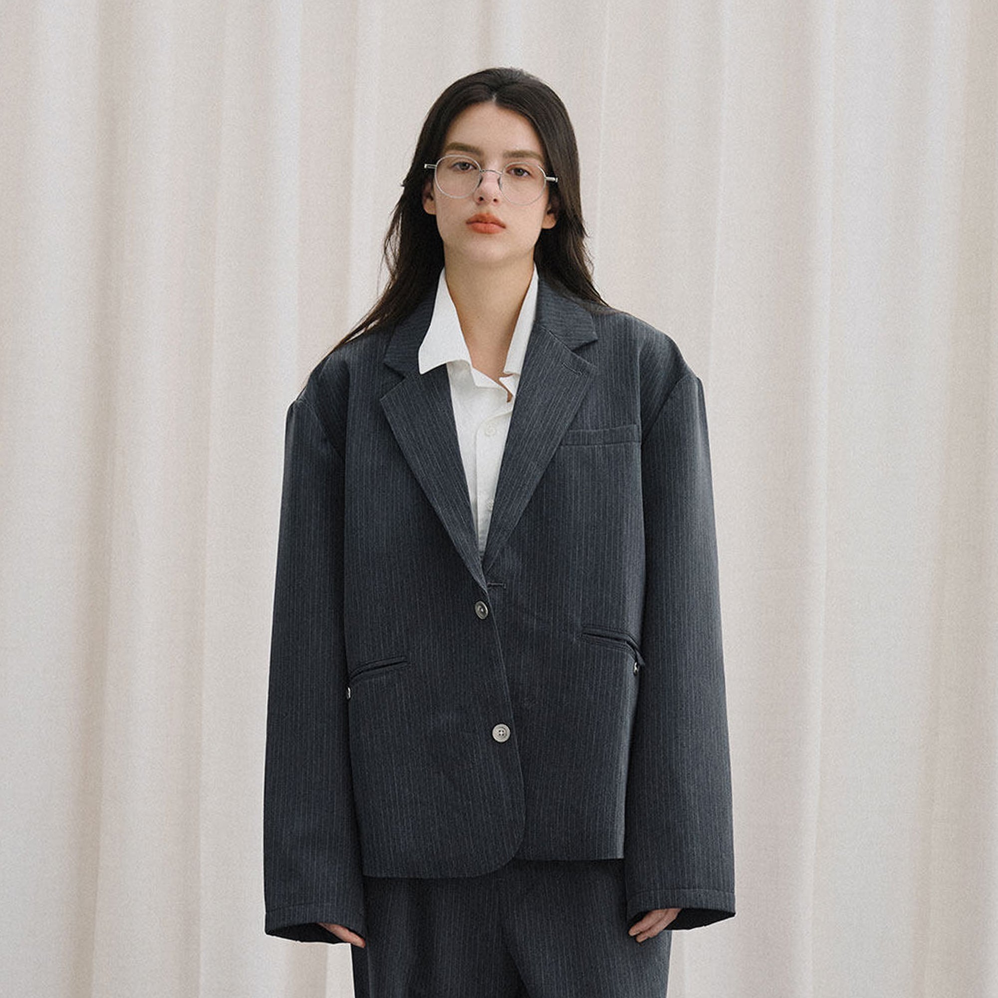 LIVINGTOWN Essential Pinstripe Oversized Blazer