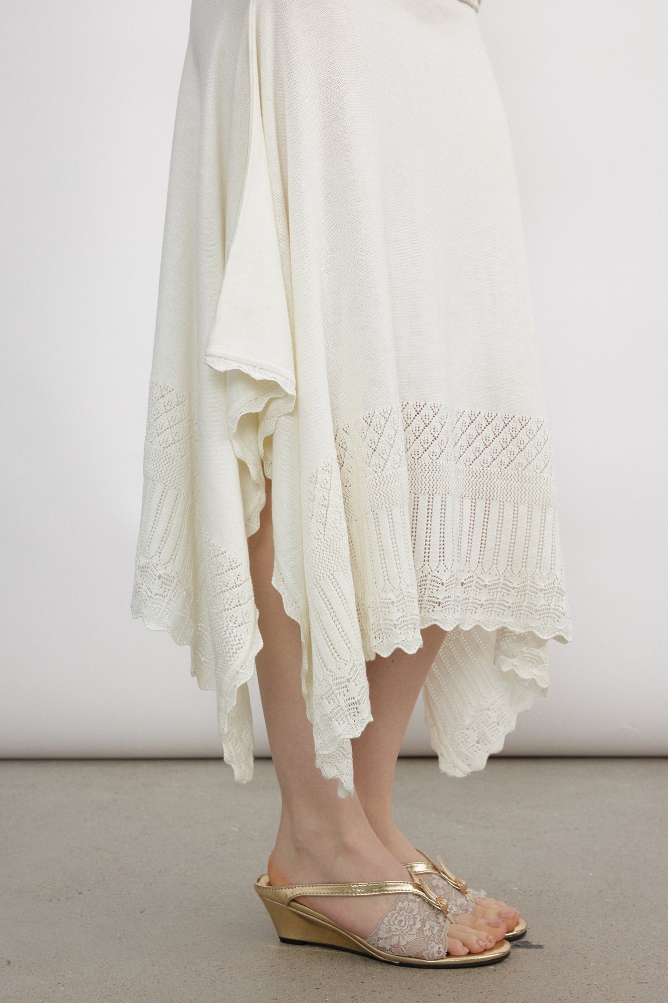 VERSION9 Handkerchief Hem Knit-Trim Midi Skirt