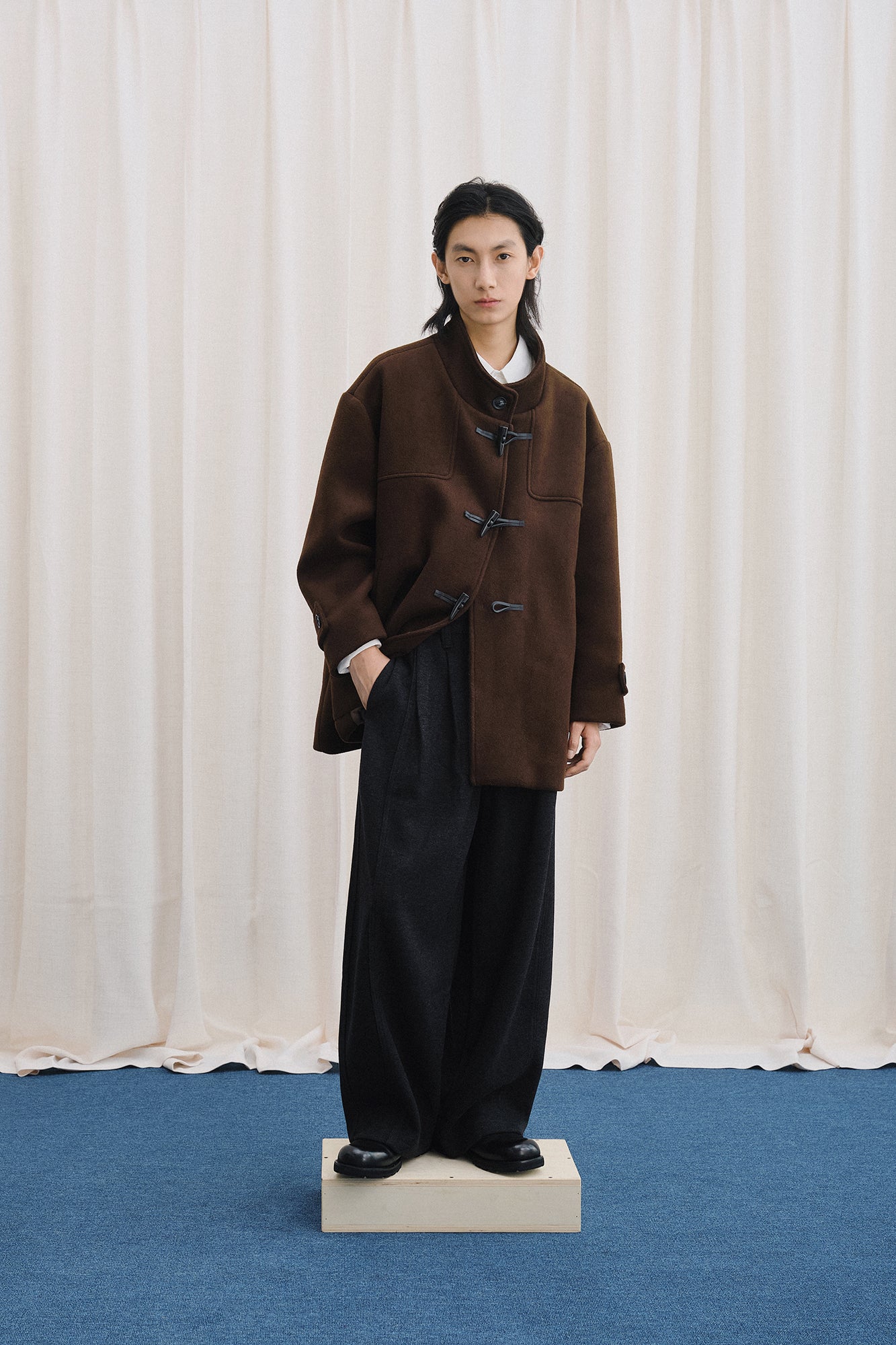 LIVINGTOWN Classic Toggle Wool-Blend Coat