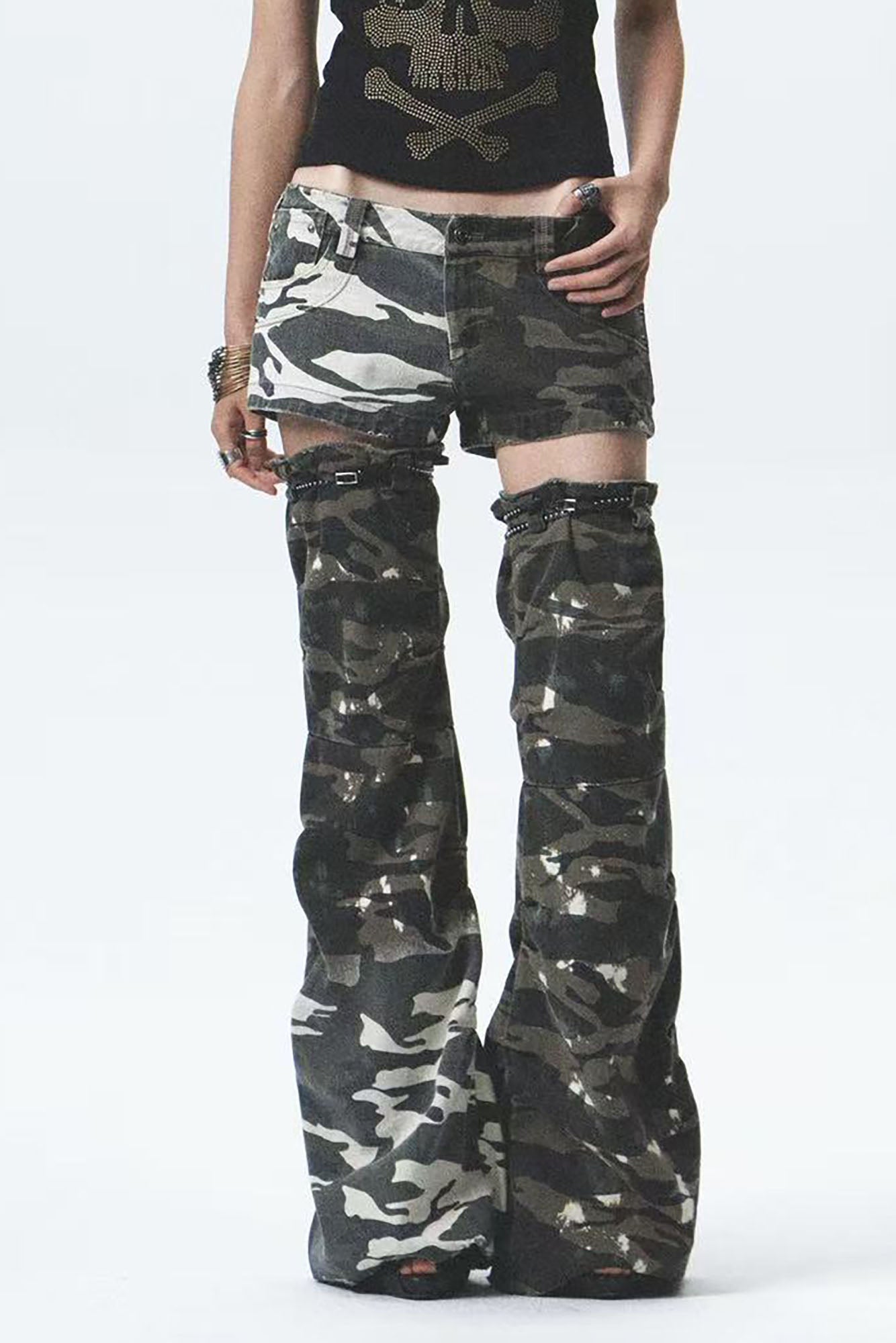 NONAME SPACE Camo Mini Shorts & Stacked Leg Warmer Set