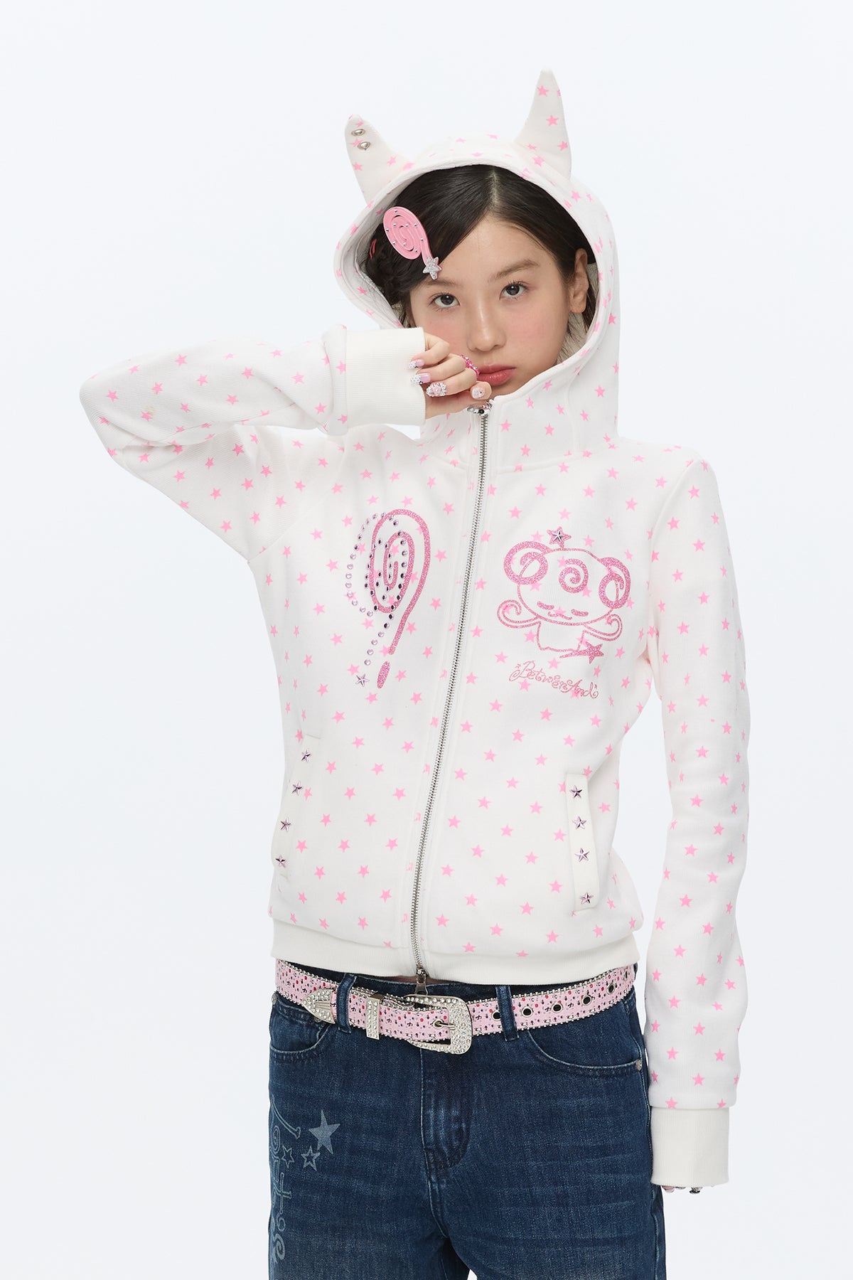 BETWEENAND Glitter Star Full-Print Slim Zip-Up Hoodie