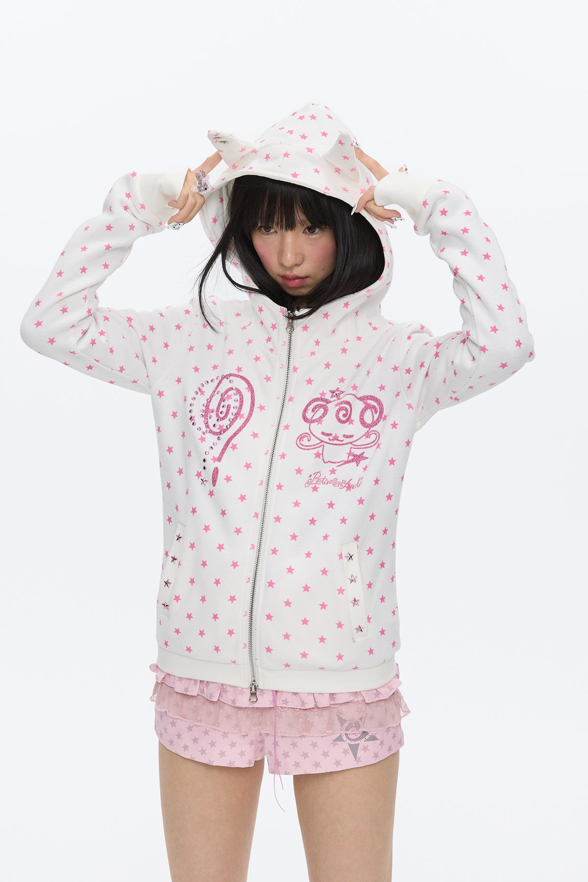 BETWEENAND Glitter Star Full-Print Slim Zip-Up Hoodie