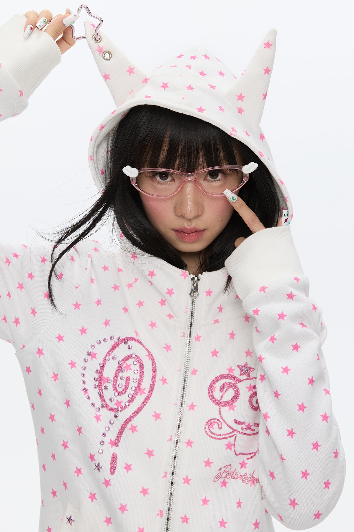 BETWEENAND Glitter Star Full-Print Slim Zip-Up Hoodie