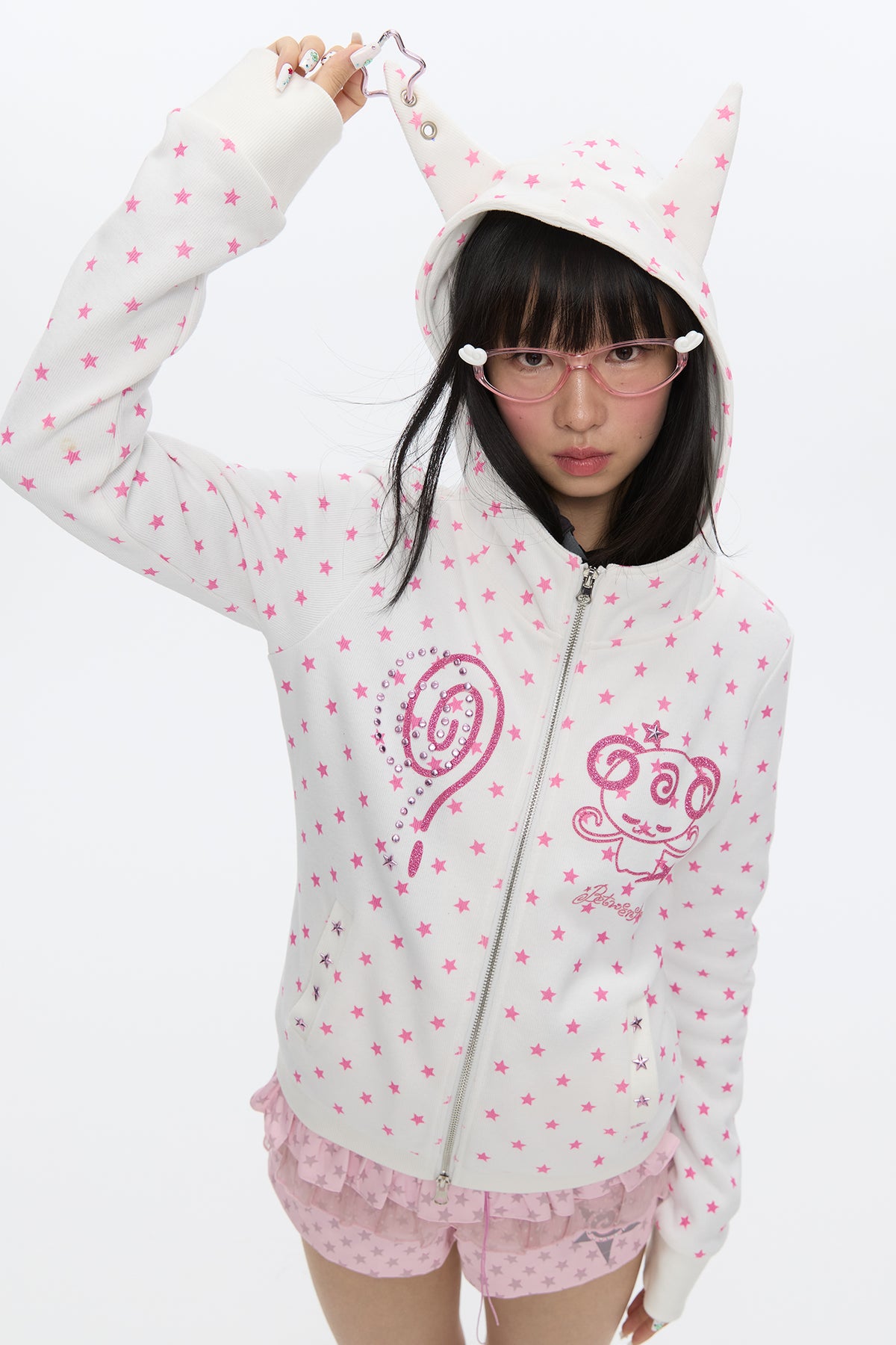 BETWEENAND Glitter Star Full-Print Slim Zip-Up Hoodie