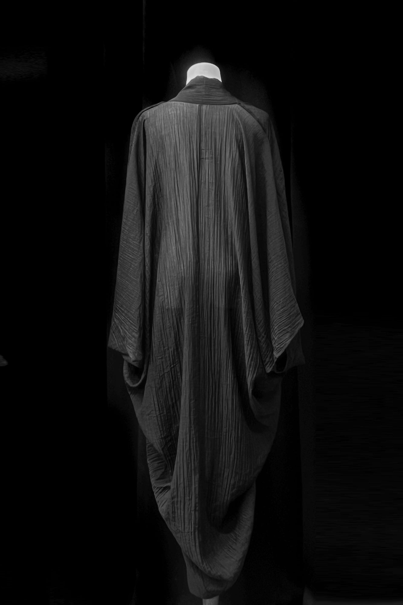 WUHEYIZUO Crinkled Cocoon Longline Shawl