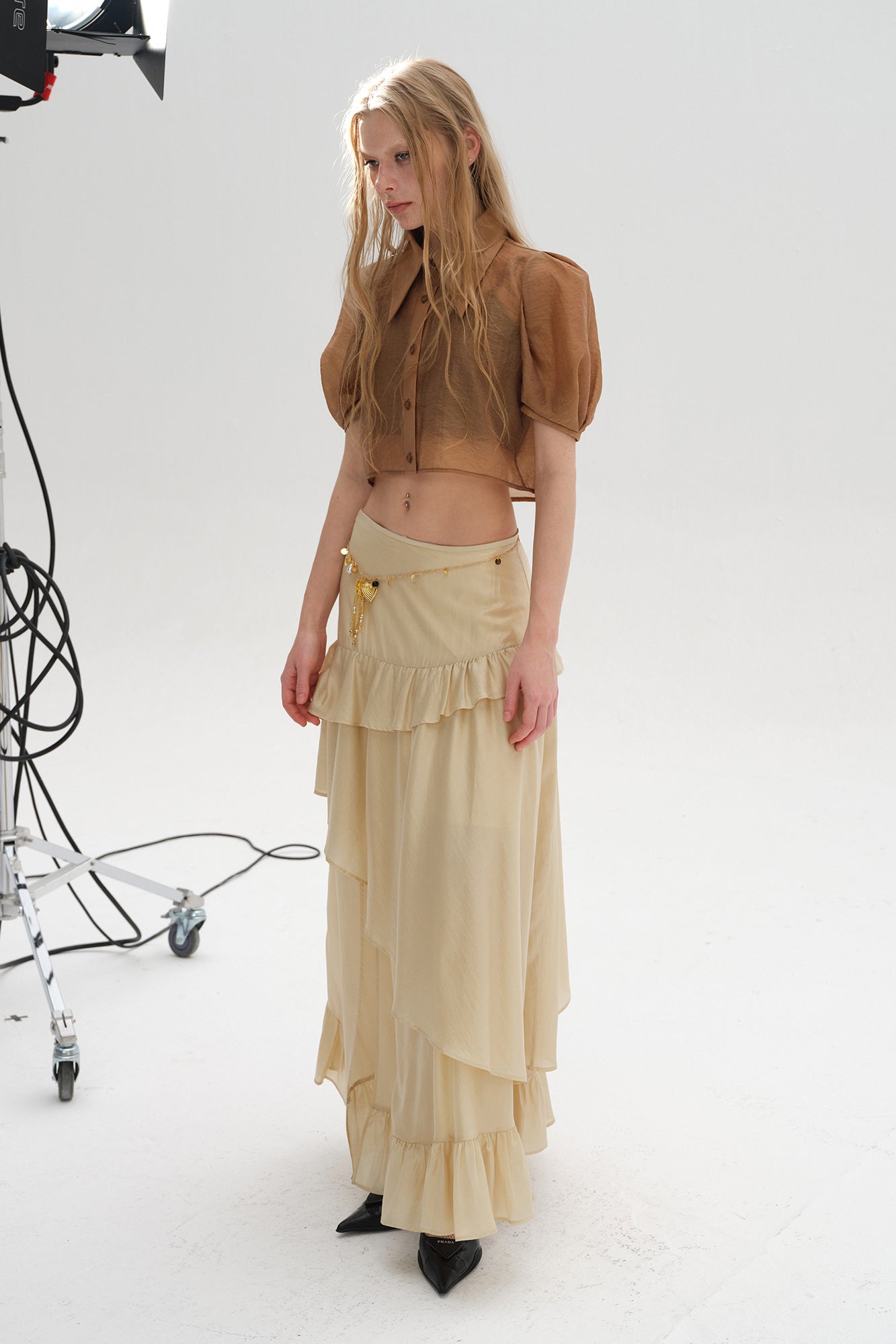 LAYERS Sheer Puff Sleeve Cropped Half Shirt