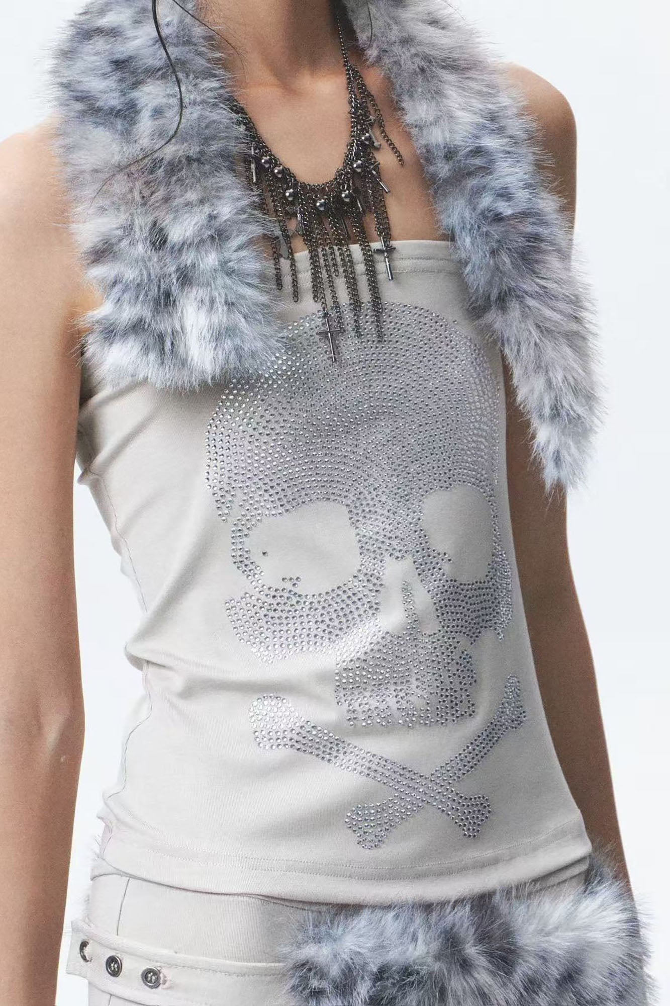 NONAME SPACE Detachable Faux Fur Trim Strapless Top