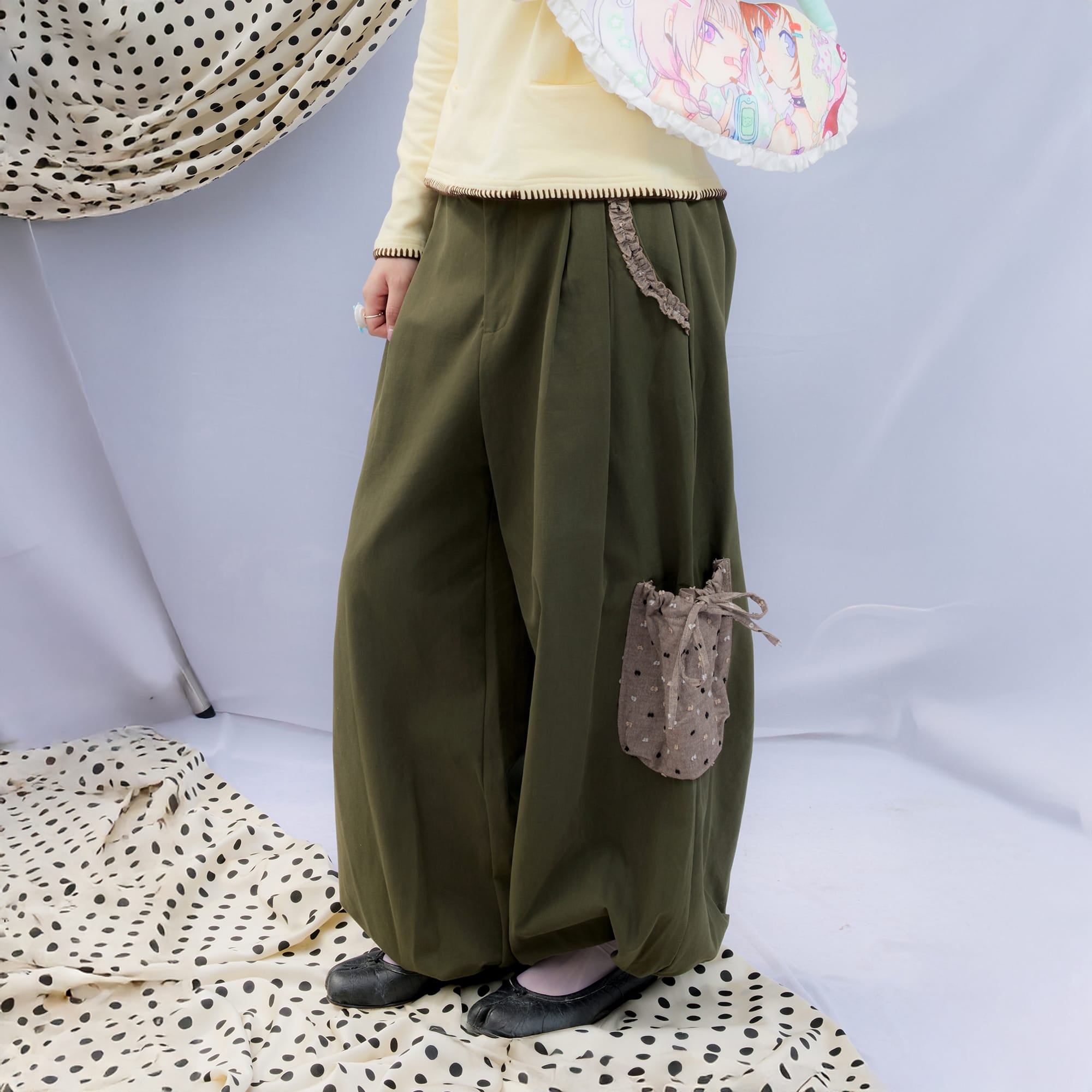 UNSOCIAL NIGHT Contrast Pouch-Pocket Balloon Cargo Pants