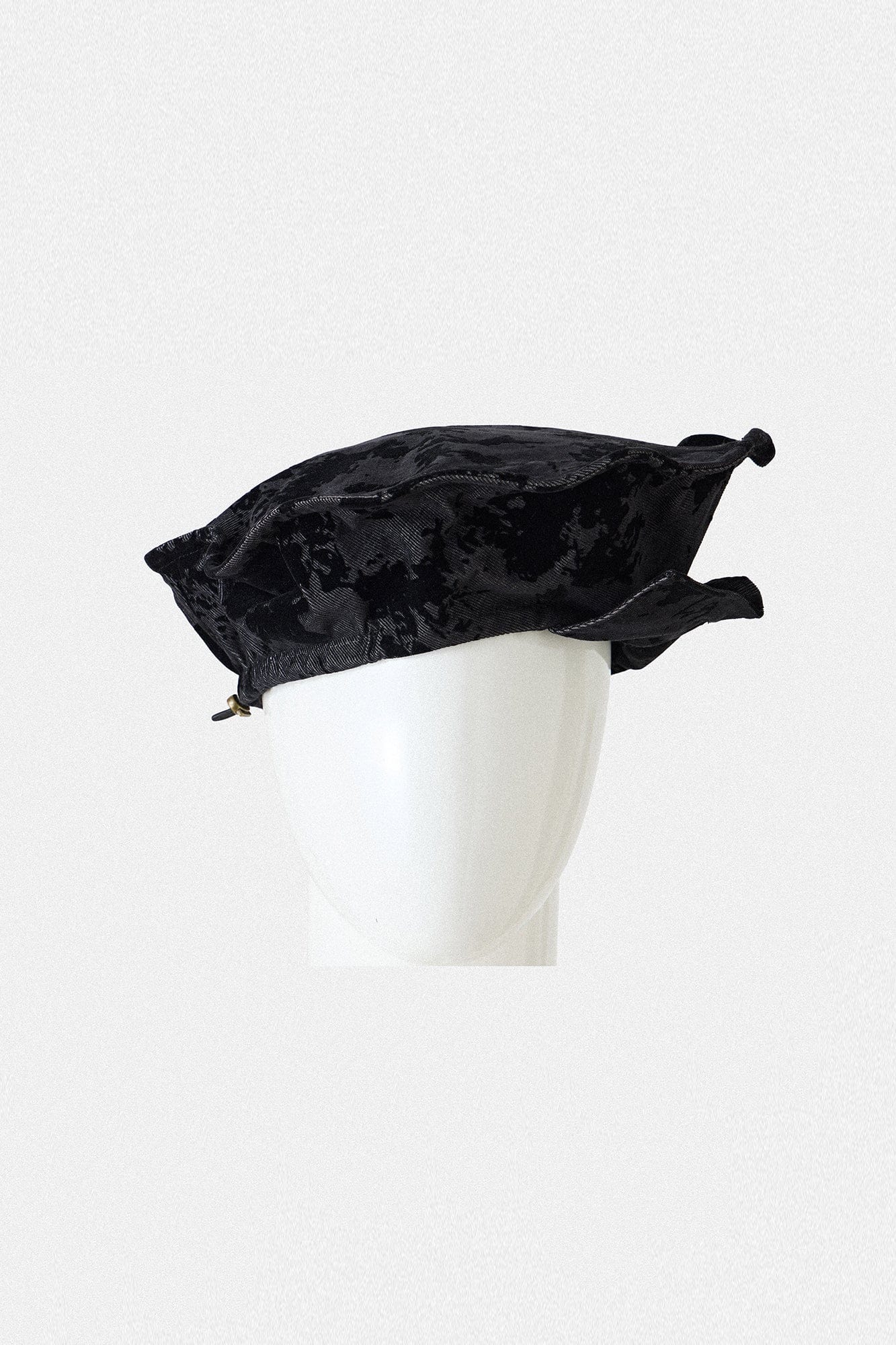 ILNya Nieternite Nifutur Jacquard Velvet Painter Hat