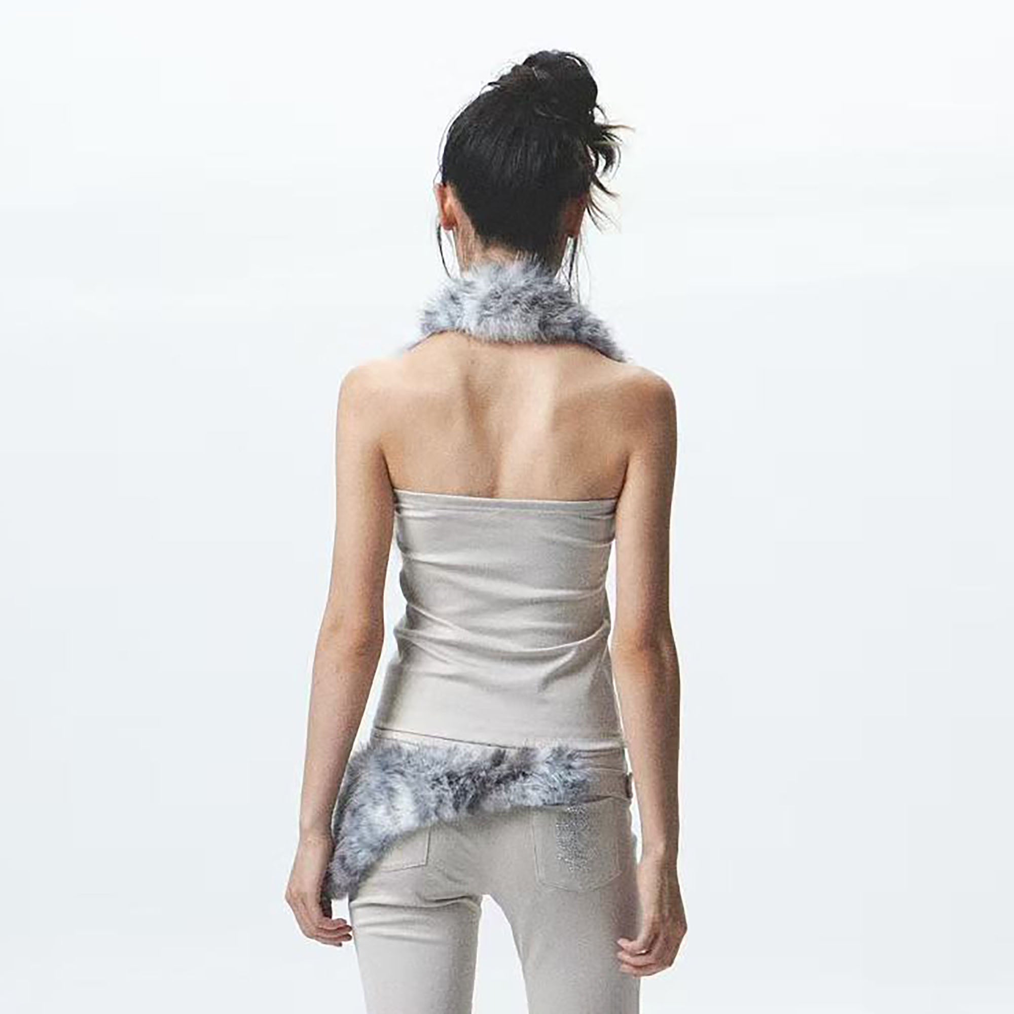 NONAME SPACE Detachable Faux Fur Trim Strapless Top