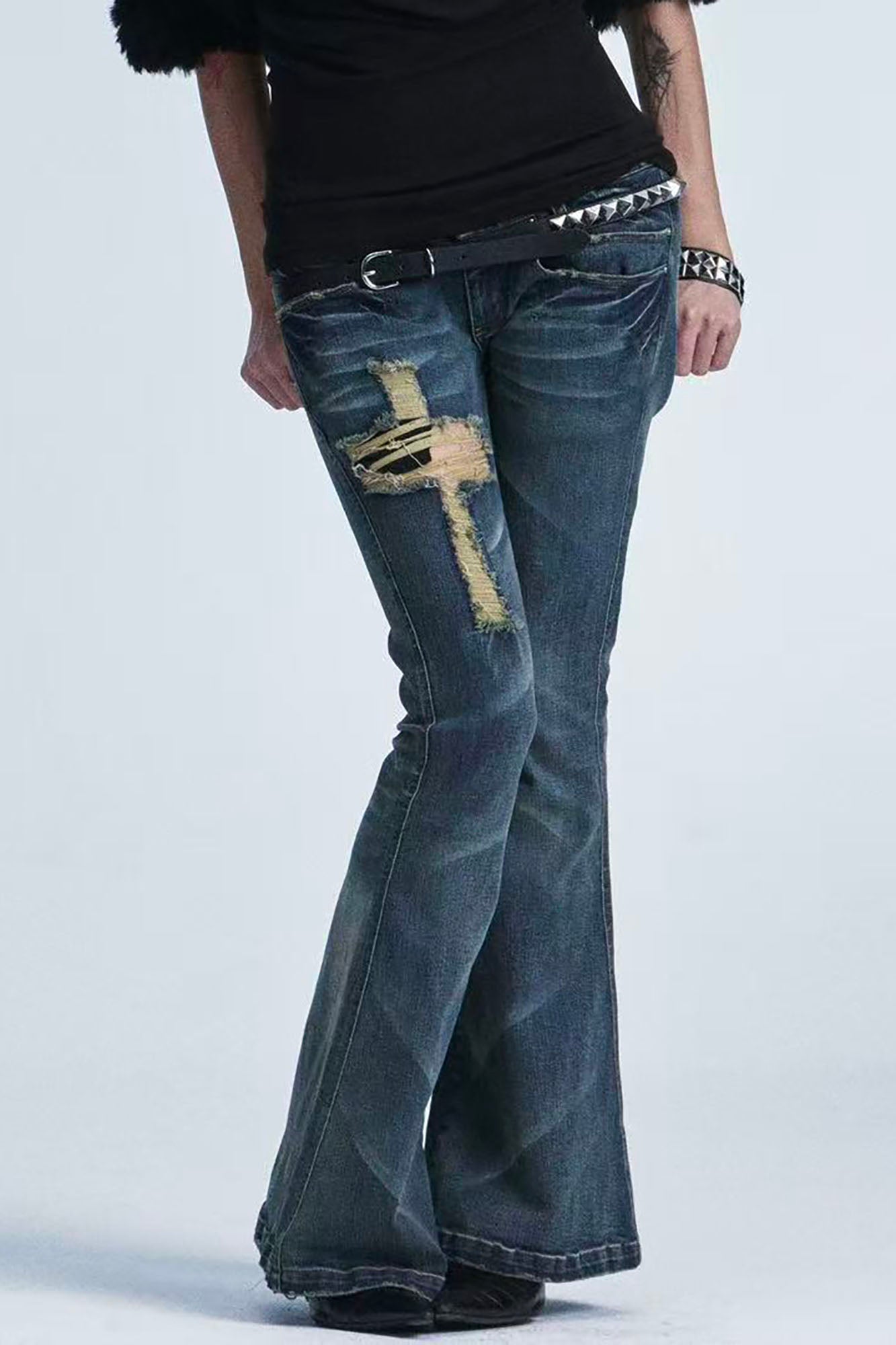 NONAME SPACE Cross Ripped Washed Flared Jeans