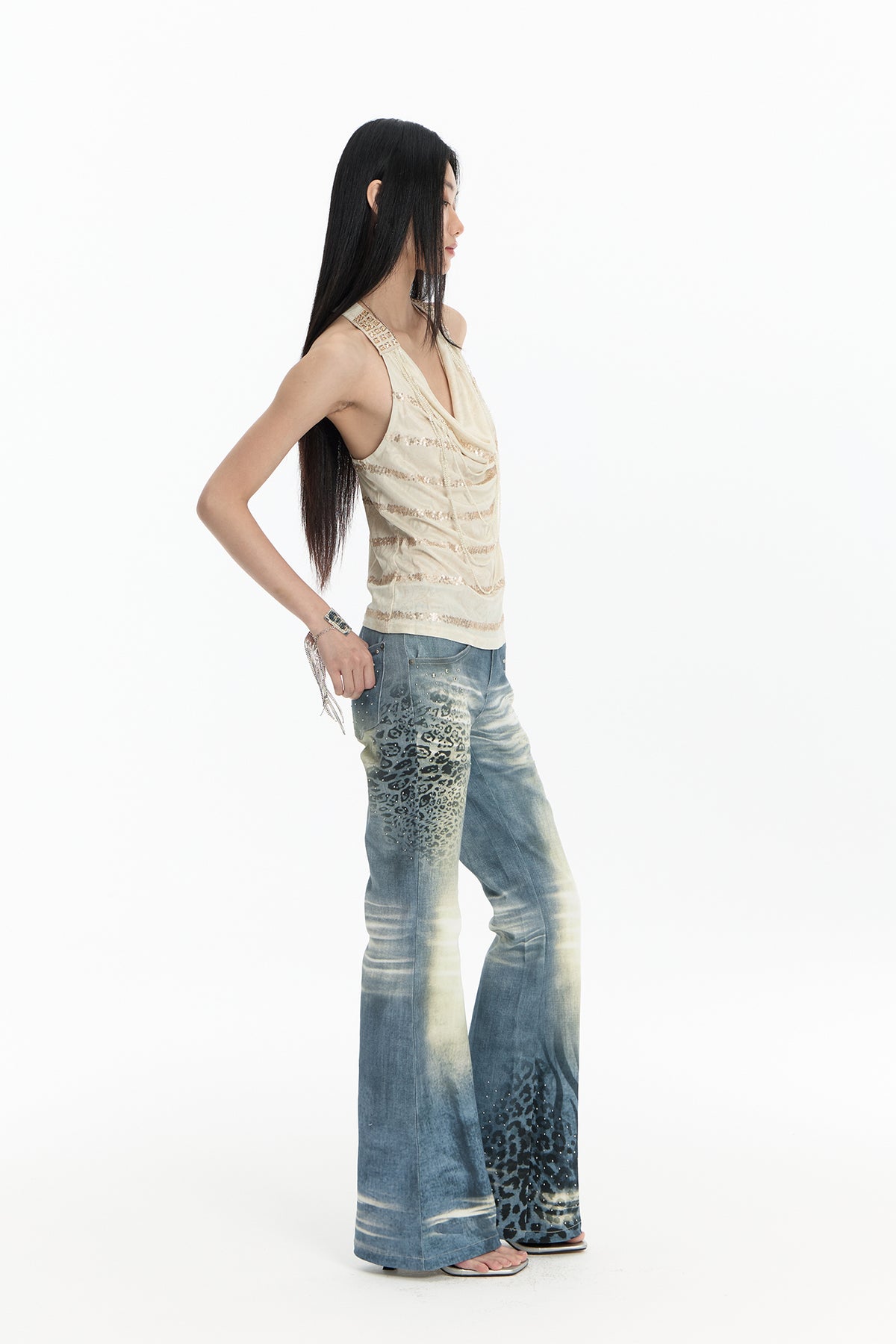 FAYCHUI Washed Leopard-Print Distressed Slim Flared Jeans
