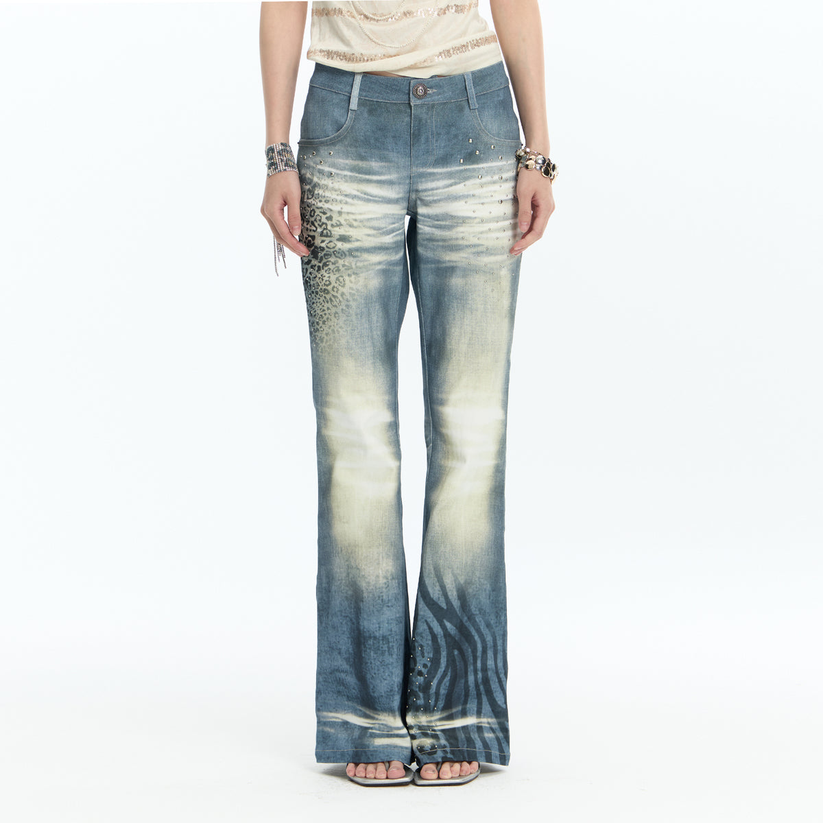 FAYCHUI Washed Leopard-Print Distressed Slim Flared Jeans