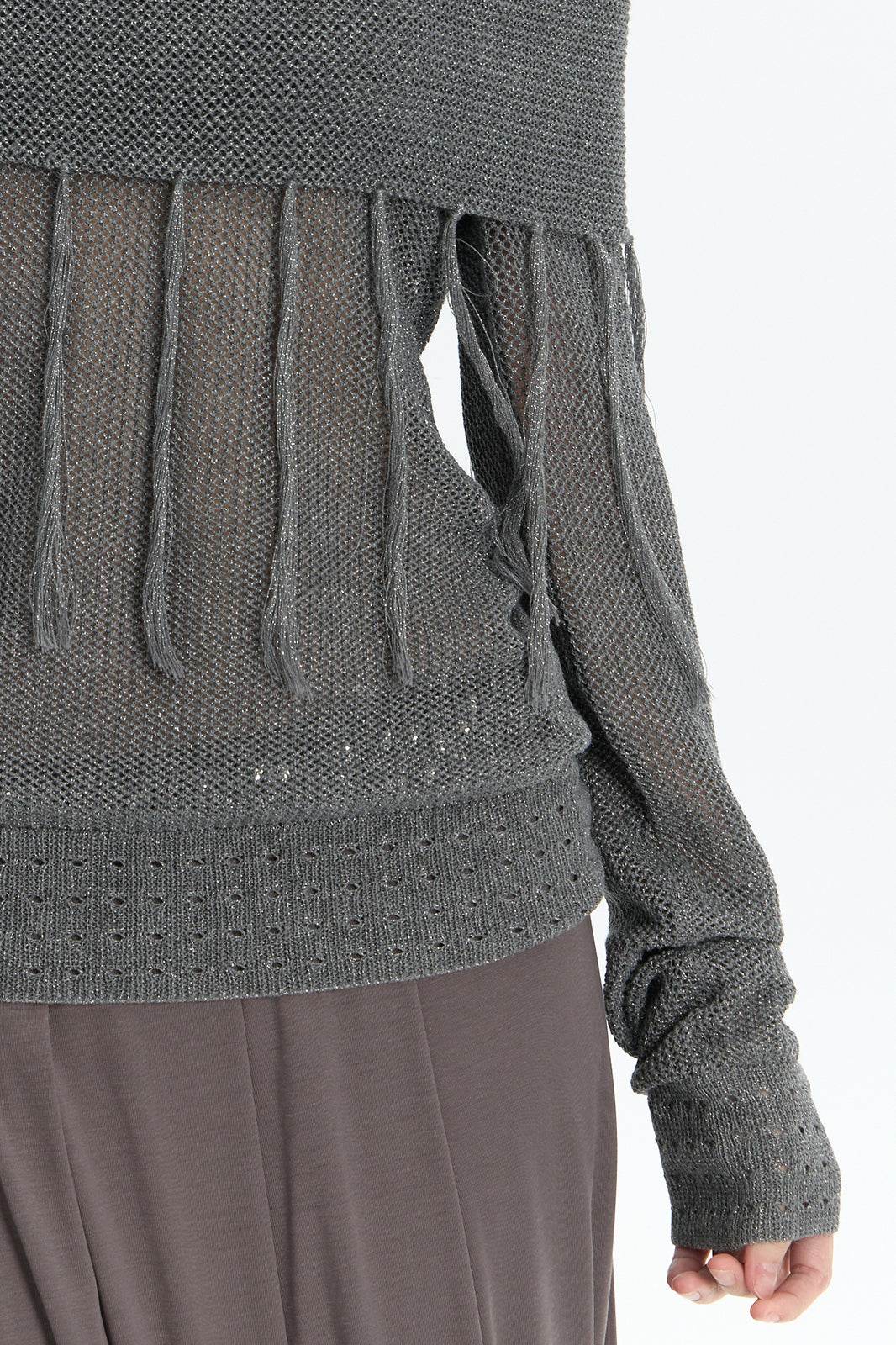 FAYCHUI Open-Knit Fringe Off-Shoulder Top