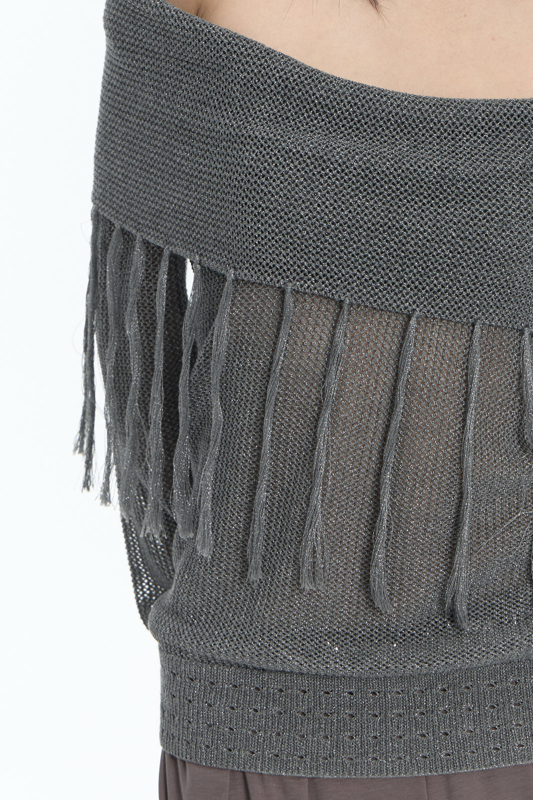 FAYCHUI Open-Knit Fringe Off-Shoulder Top