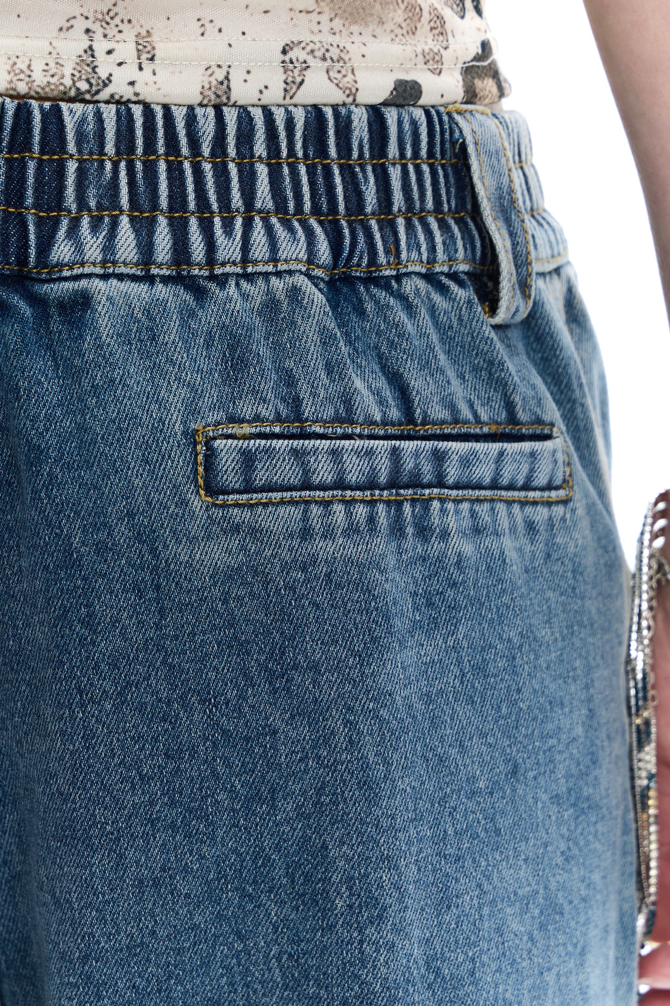 FAYCHUI Studded Military-Inspired Wide-Leg Jeans