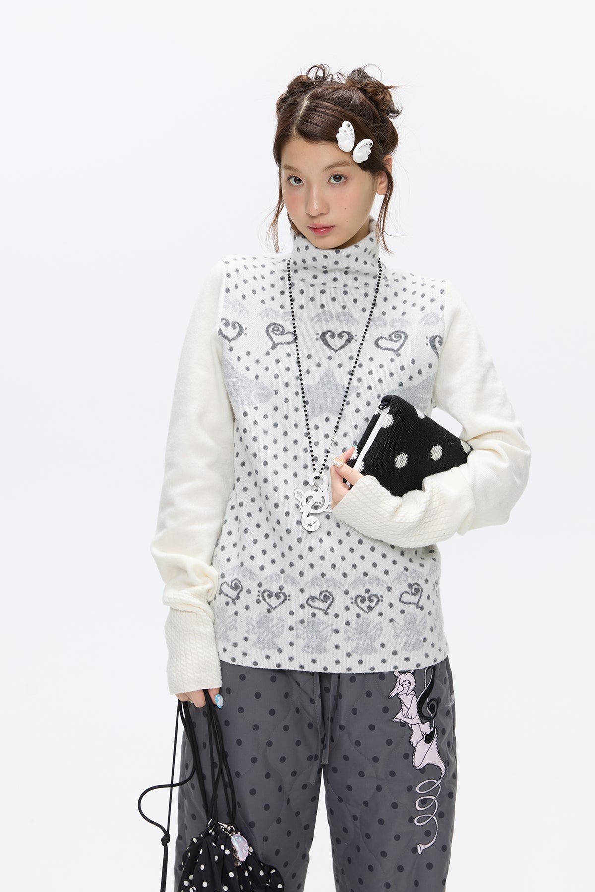BETWEENAND Heart & Star Jacquard Turtleneck Sweater