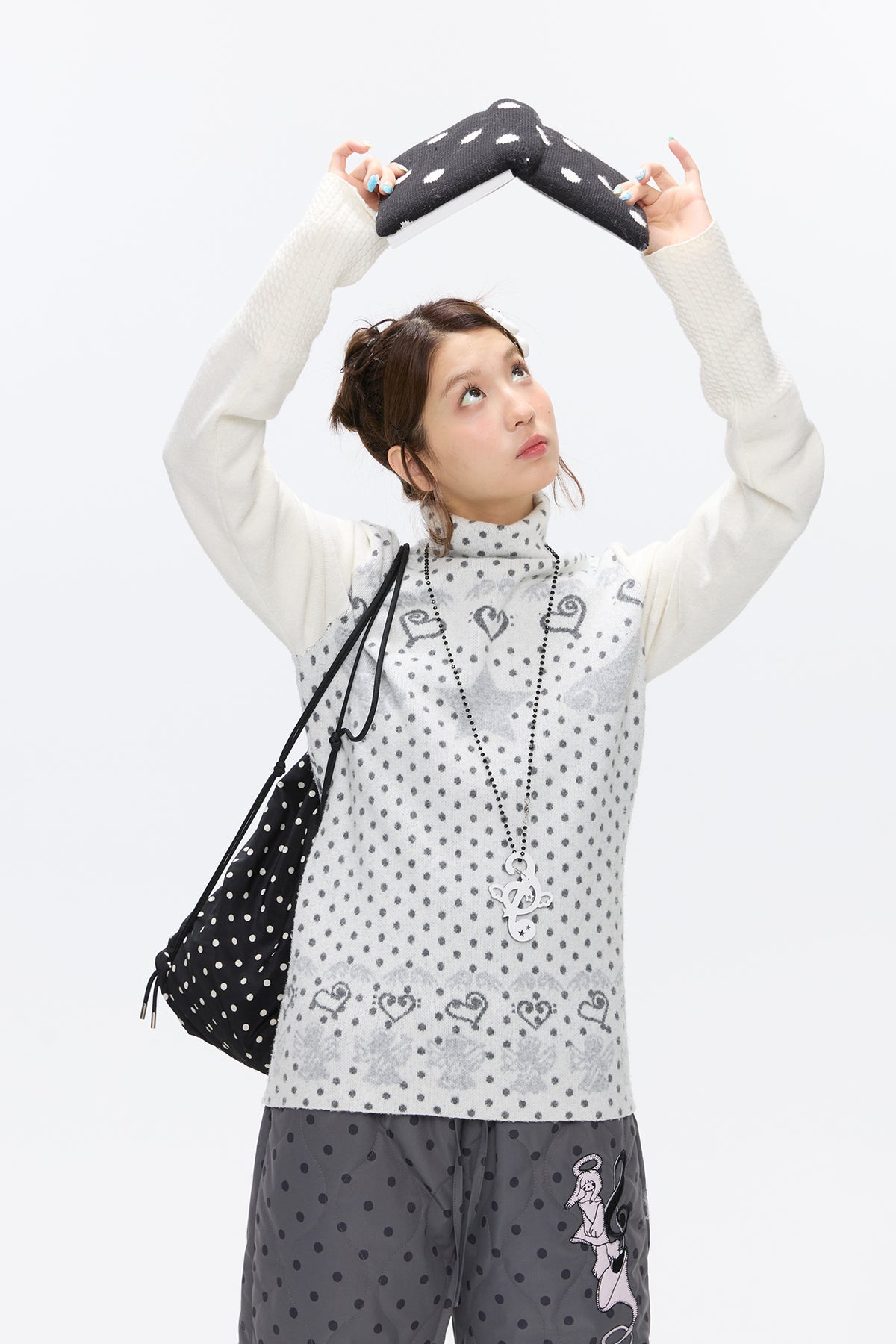 BETWEENAND Heart & Star Jacquard Turtleneck Sweater