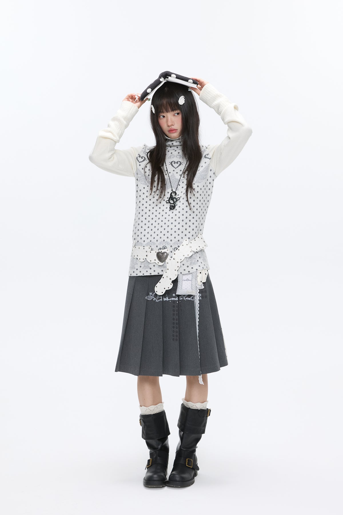 BETWEENAND Heart & Star Jacquard Turtleneck Sweater
