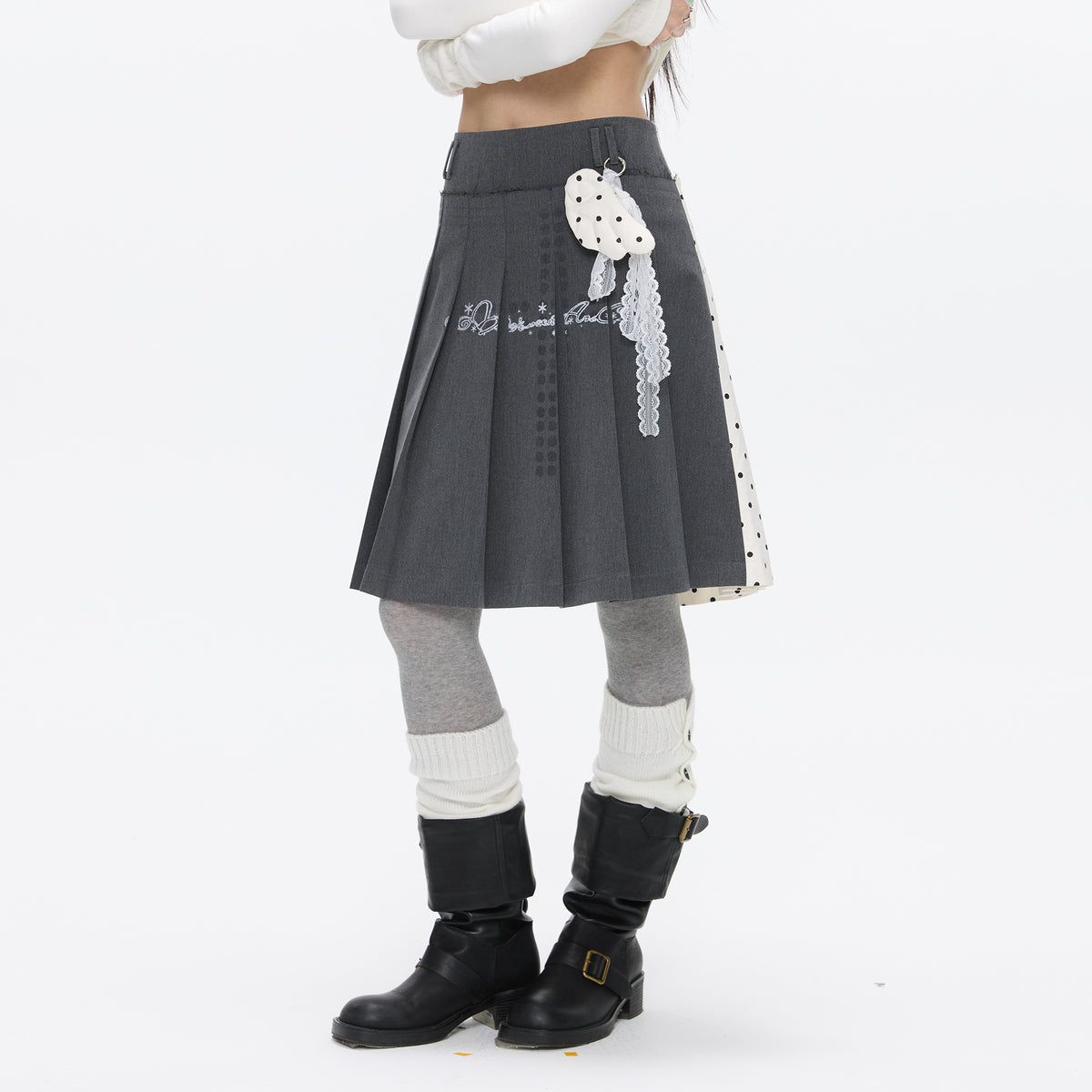 BETWEENAND Reversible Spliced Polka-Dot Pleated Skirt