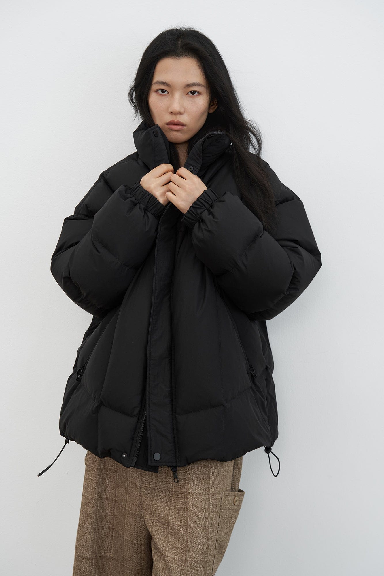 SAME FLOW Reversible Cropped Down Jacket