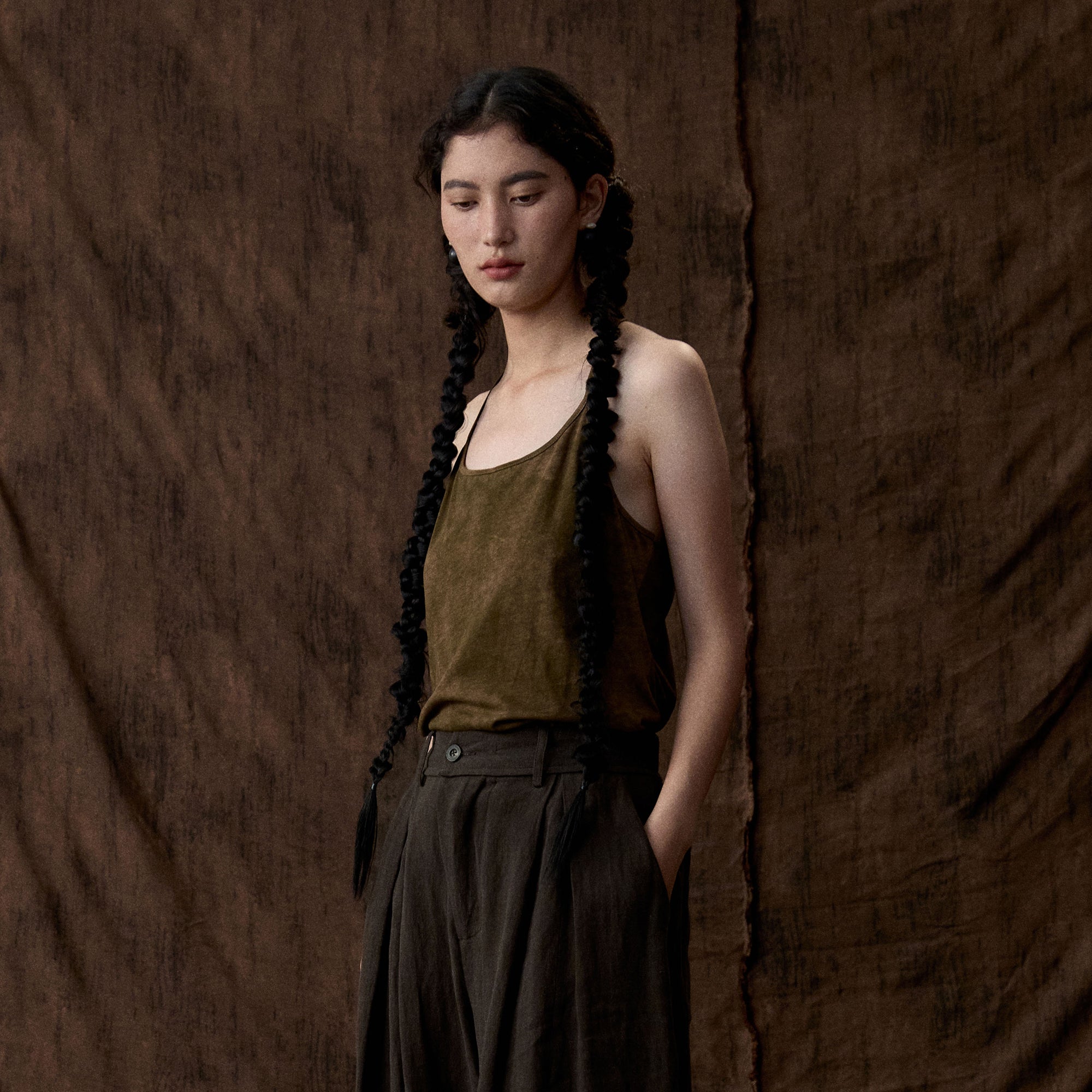 INCH LIM Racerback Drape Tank Top