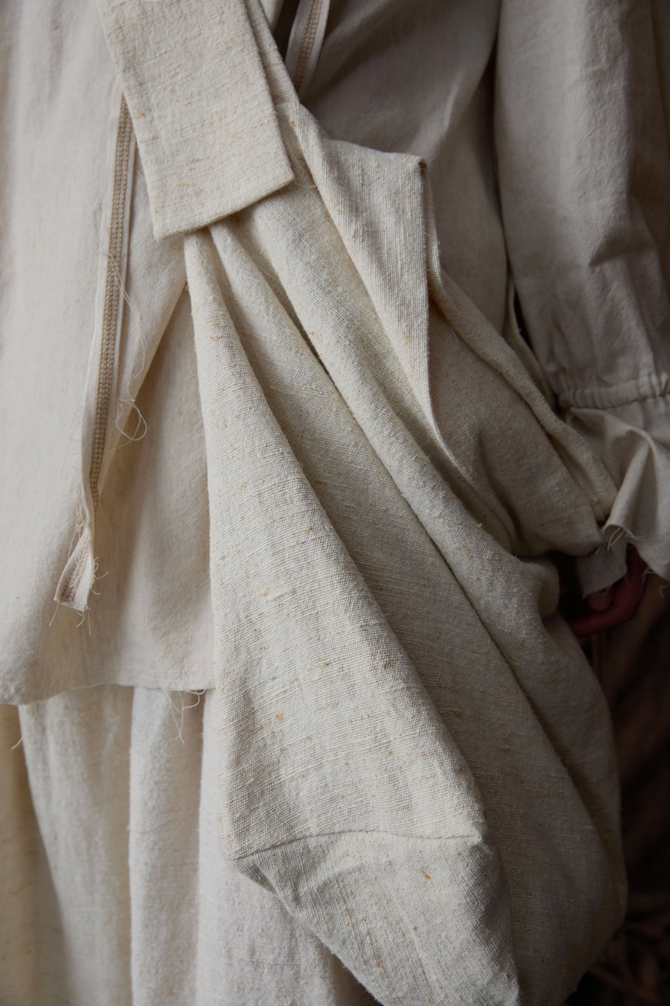 INCH LIM Button-Detail Draped Shoulder Bag