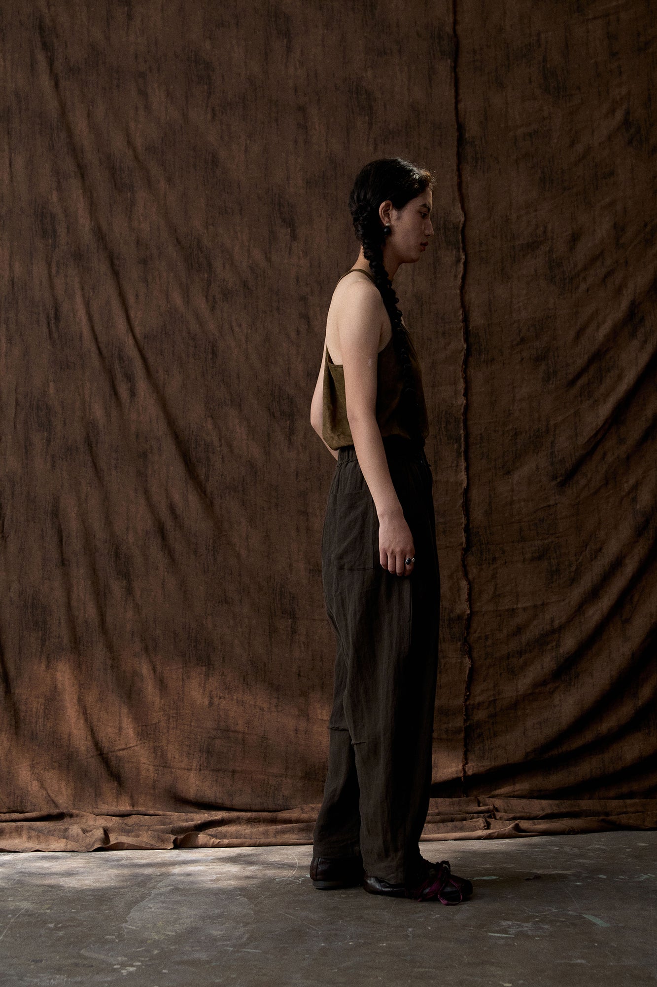 INCH LIM Racerback Drape Tank Top