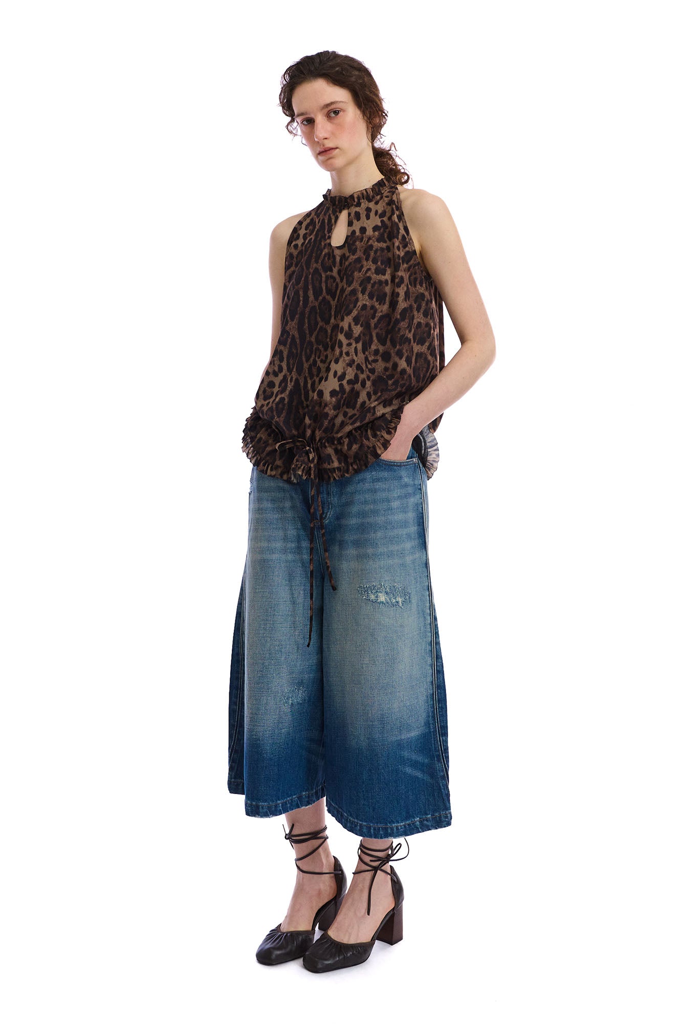 NEVERSEEZ Leopard Full-Print Keyhole Halter Top