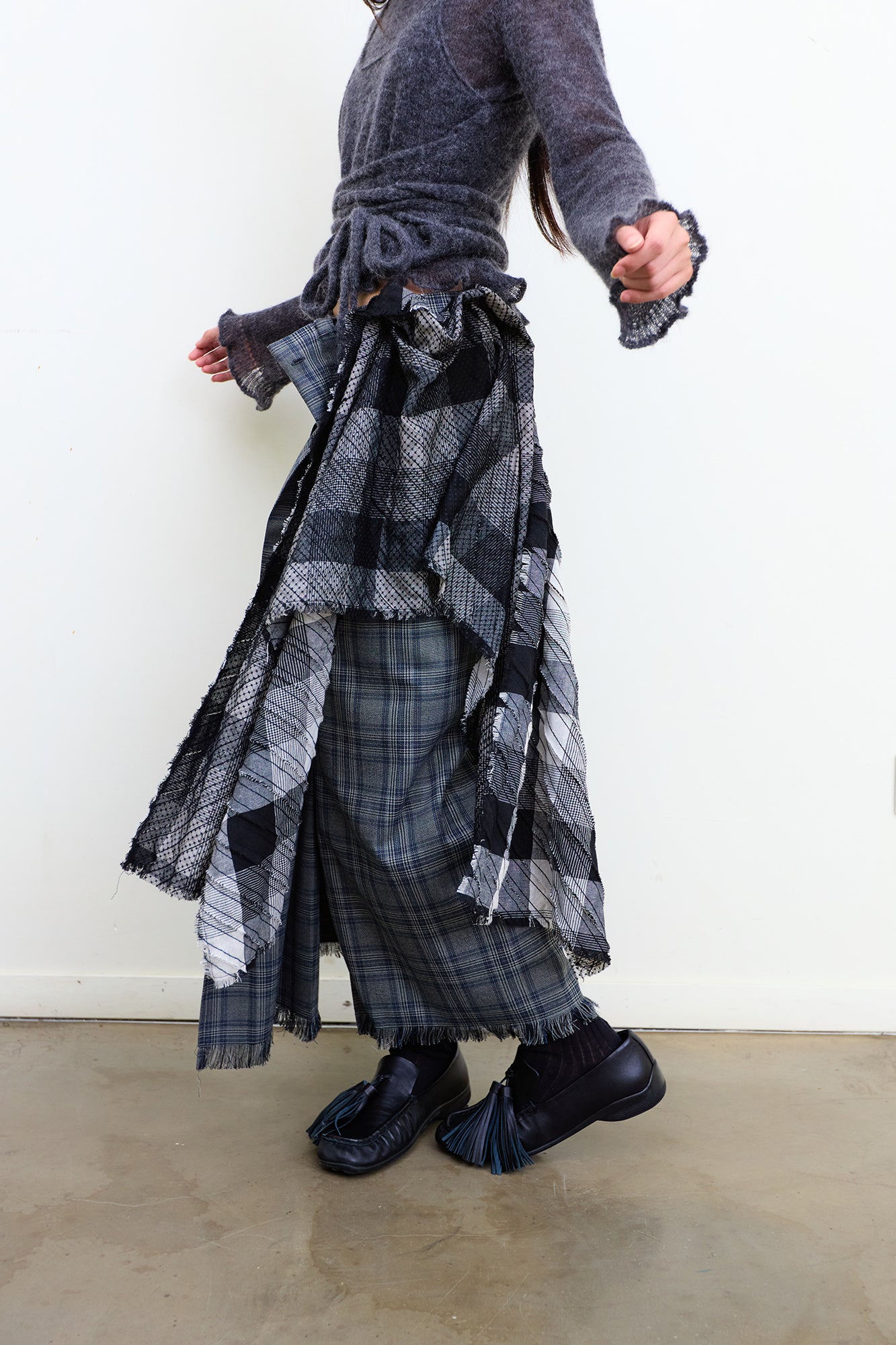 NEVERSEEZ Detachable Waist Scarf Pleated Plaid Maxi Skirt